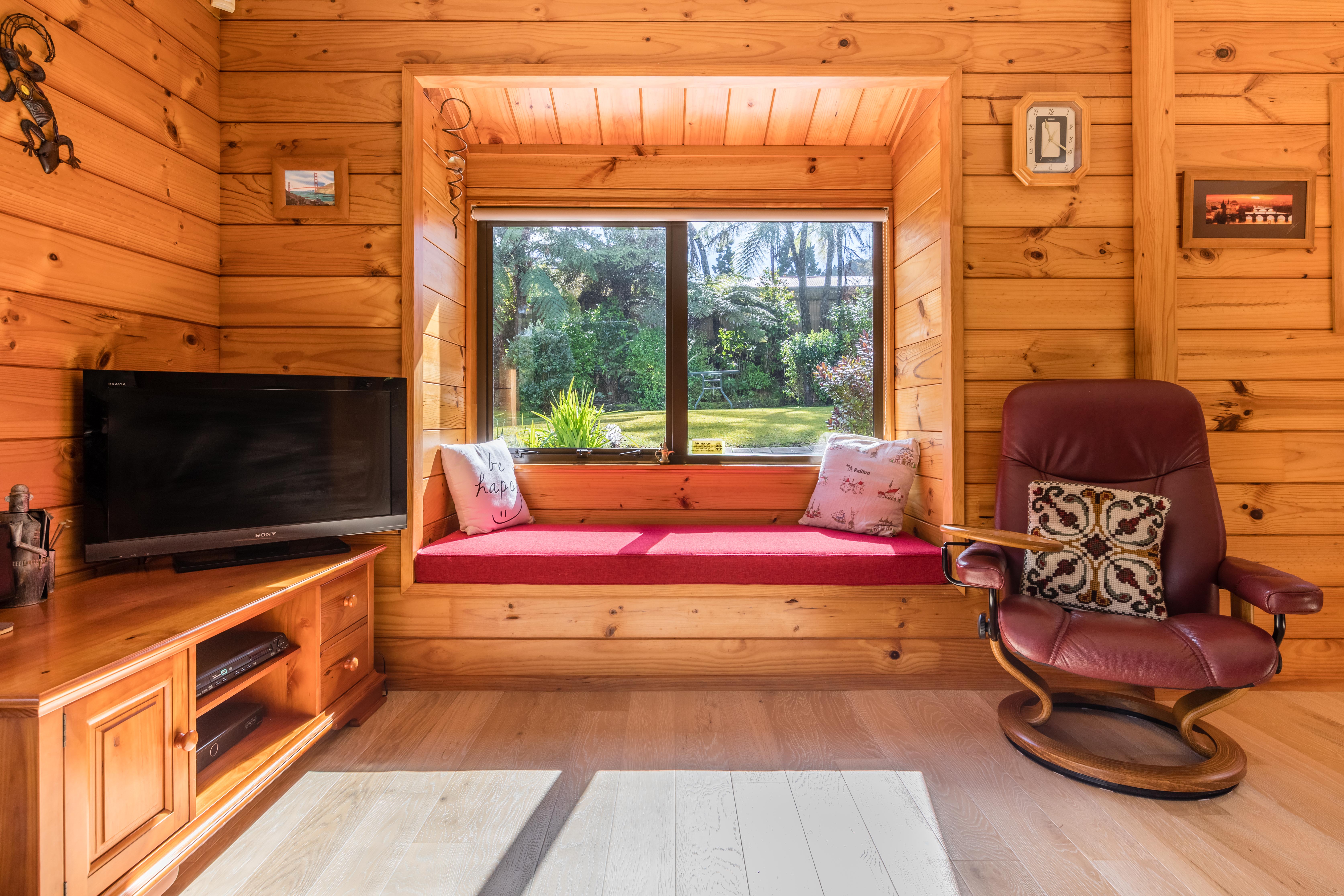 143 Woodlands Park Road, Titirangi - Photo 7