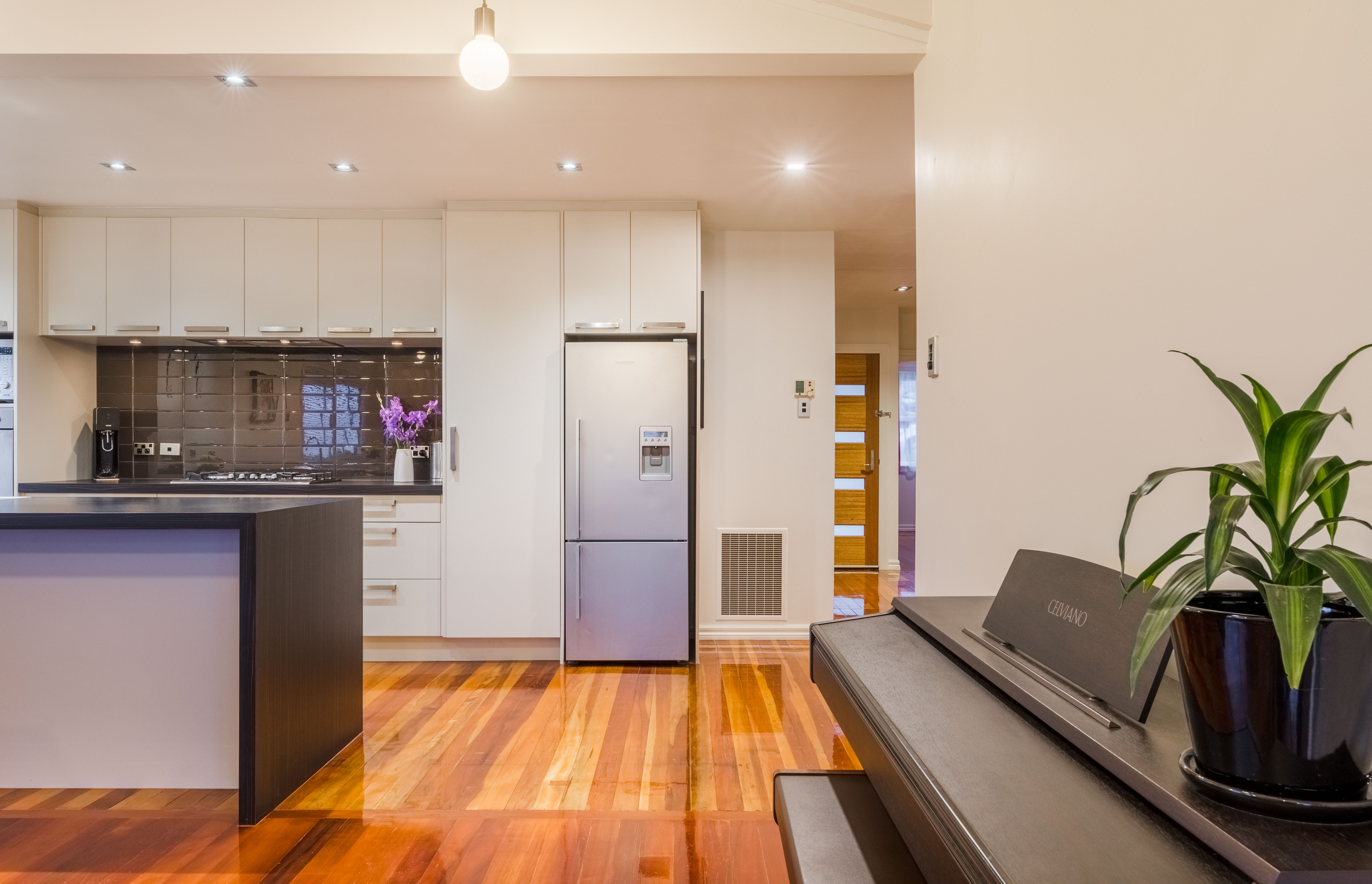 10 Hepper Street, New Lynn - Photo 4