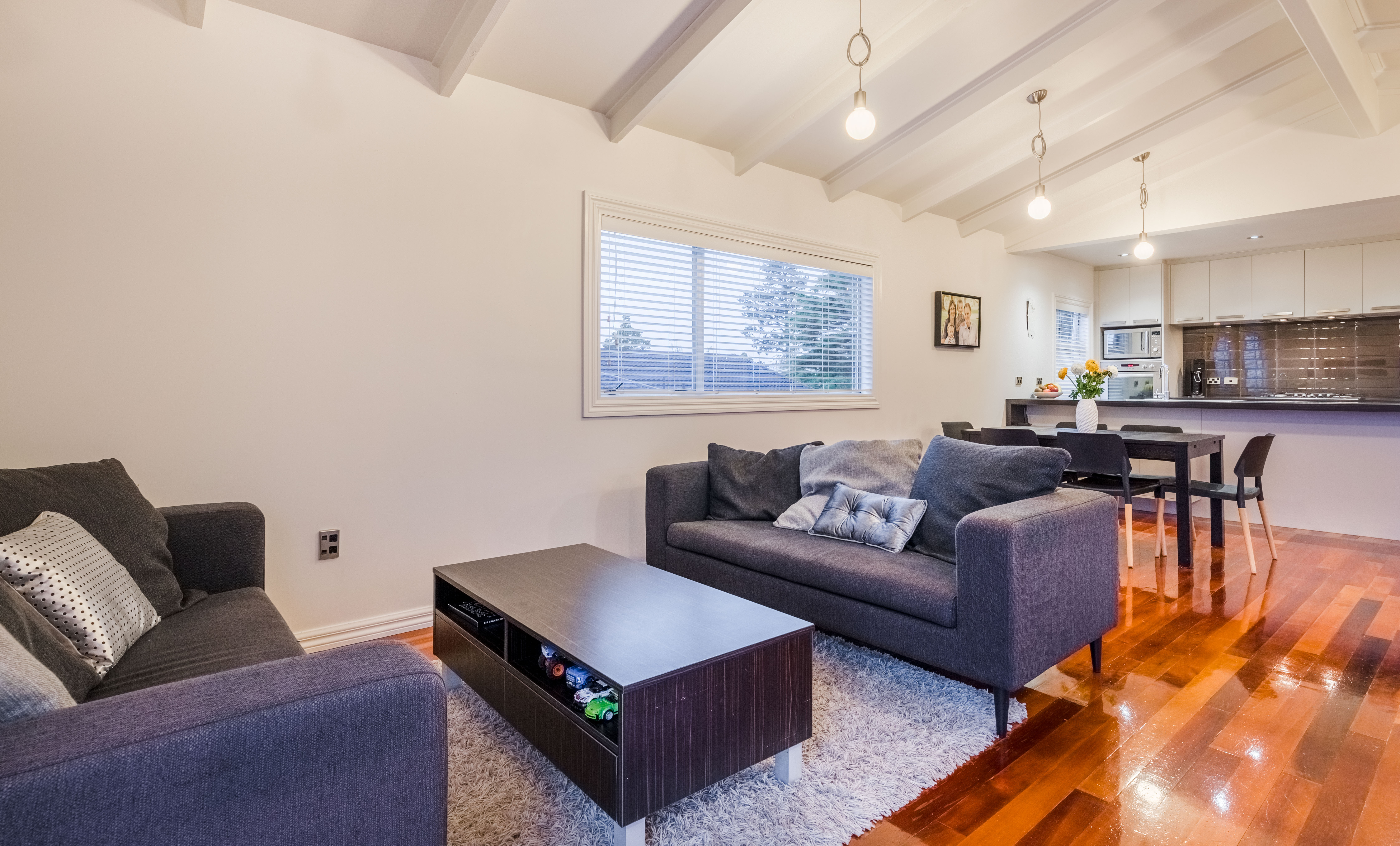 10 Hepper Street, New Lynn - Photo 2