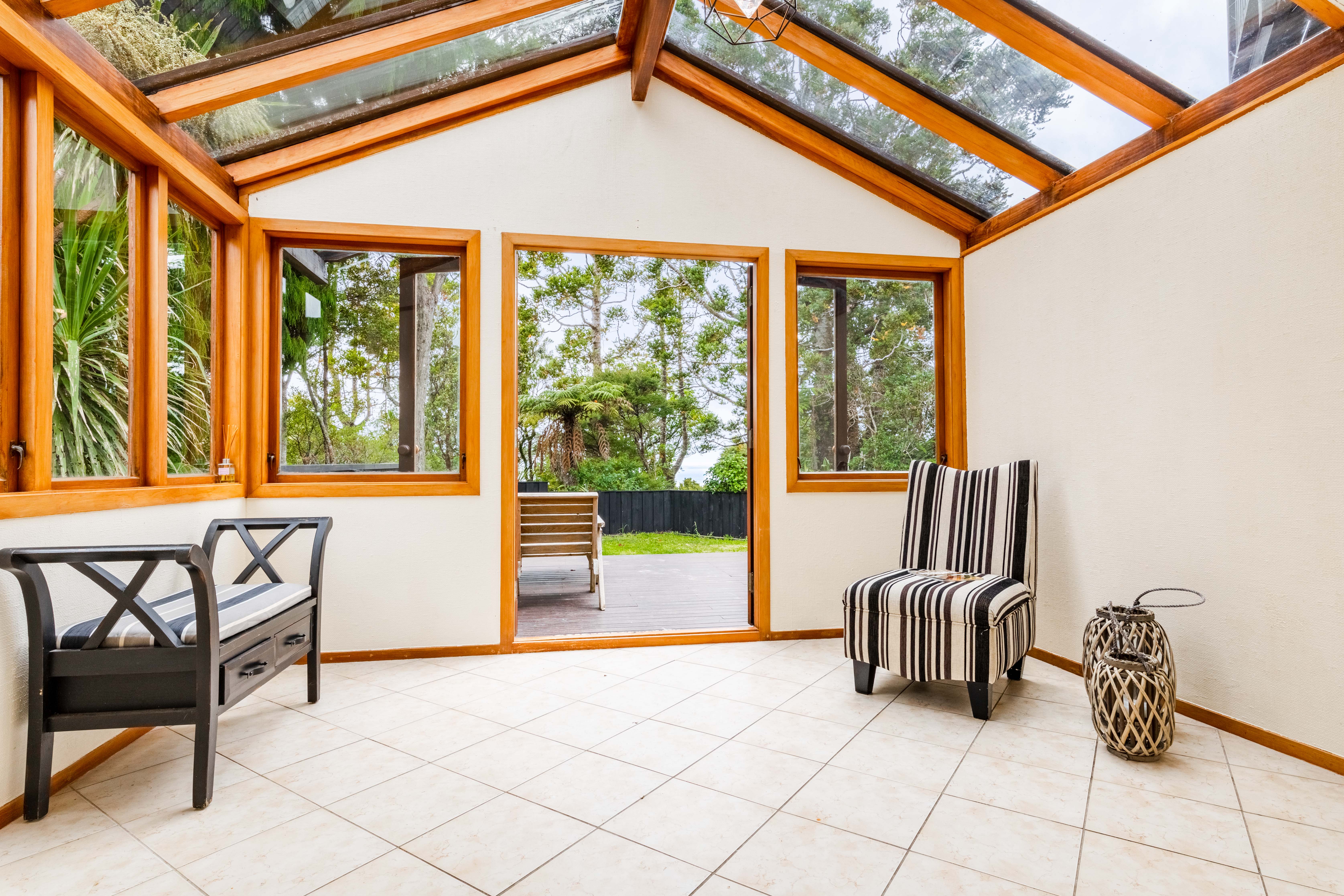 433 Titirangi Road, Titirangi - Photo 2