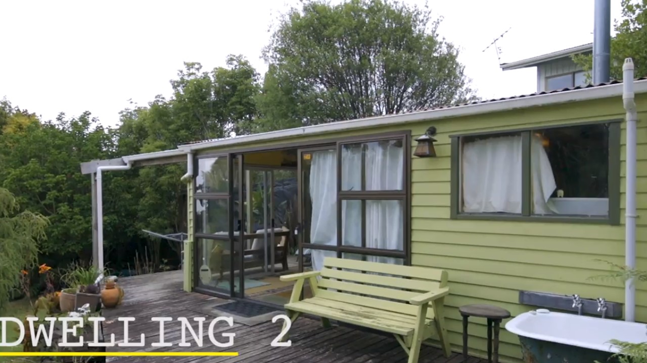 84 Kauri Point Road, Laingholm - Photo 5