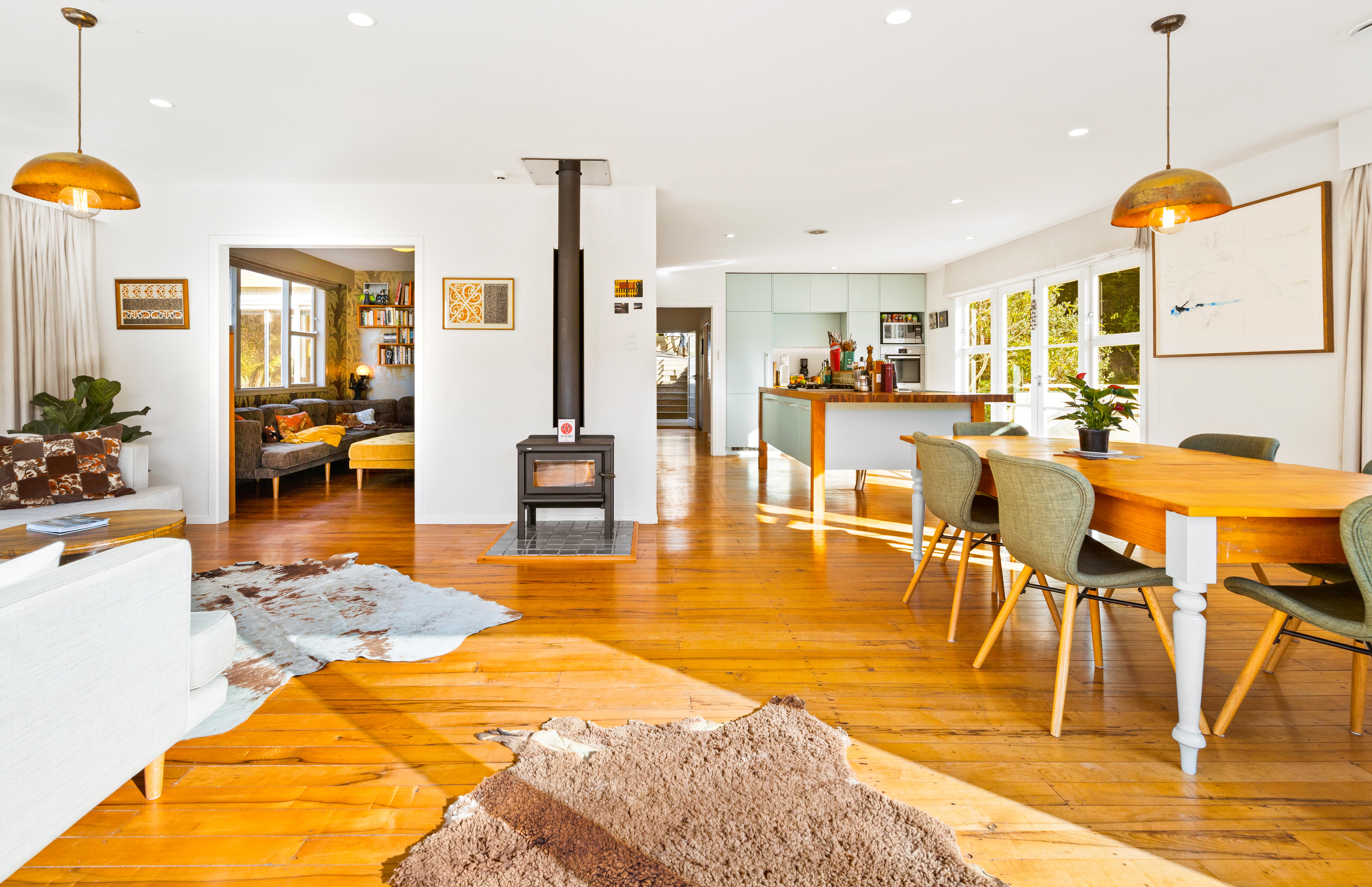 11 Western Road, Laingholm - Photo 2
