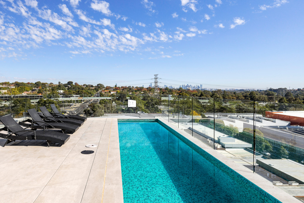 Designer Luxury in a Central Locale