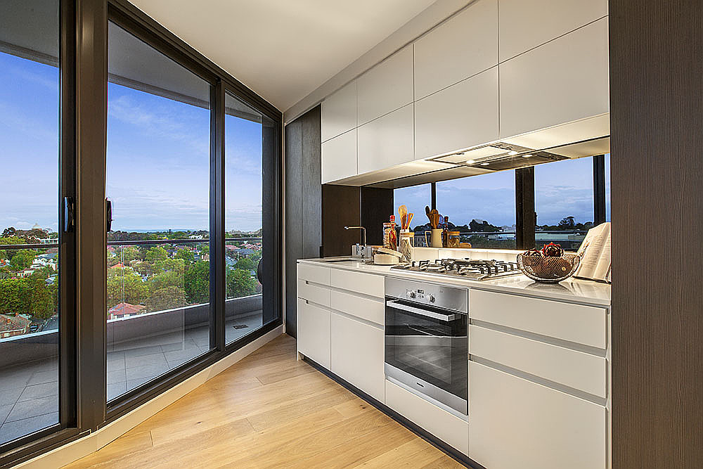 Position & Lifestyle Amid Breathtaking Views