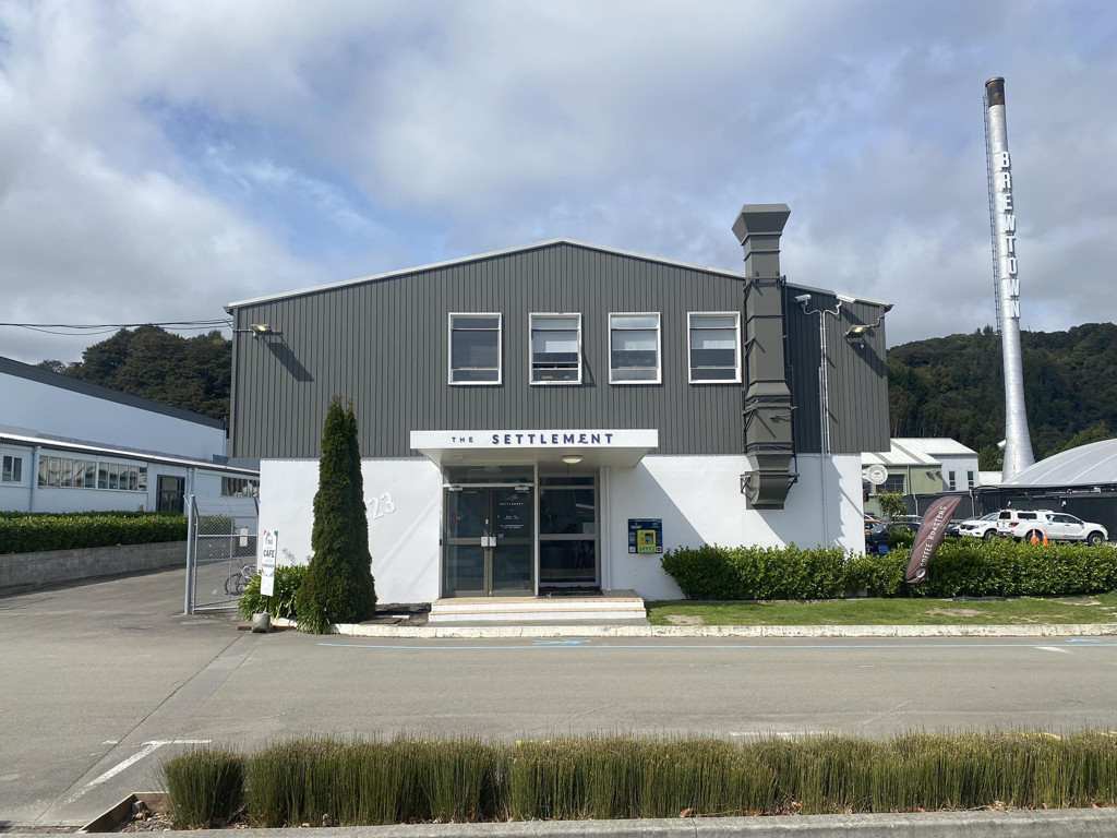 Property Image 4