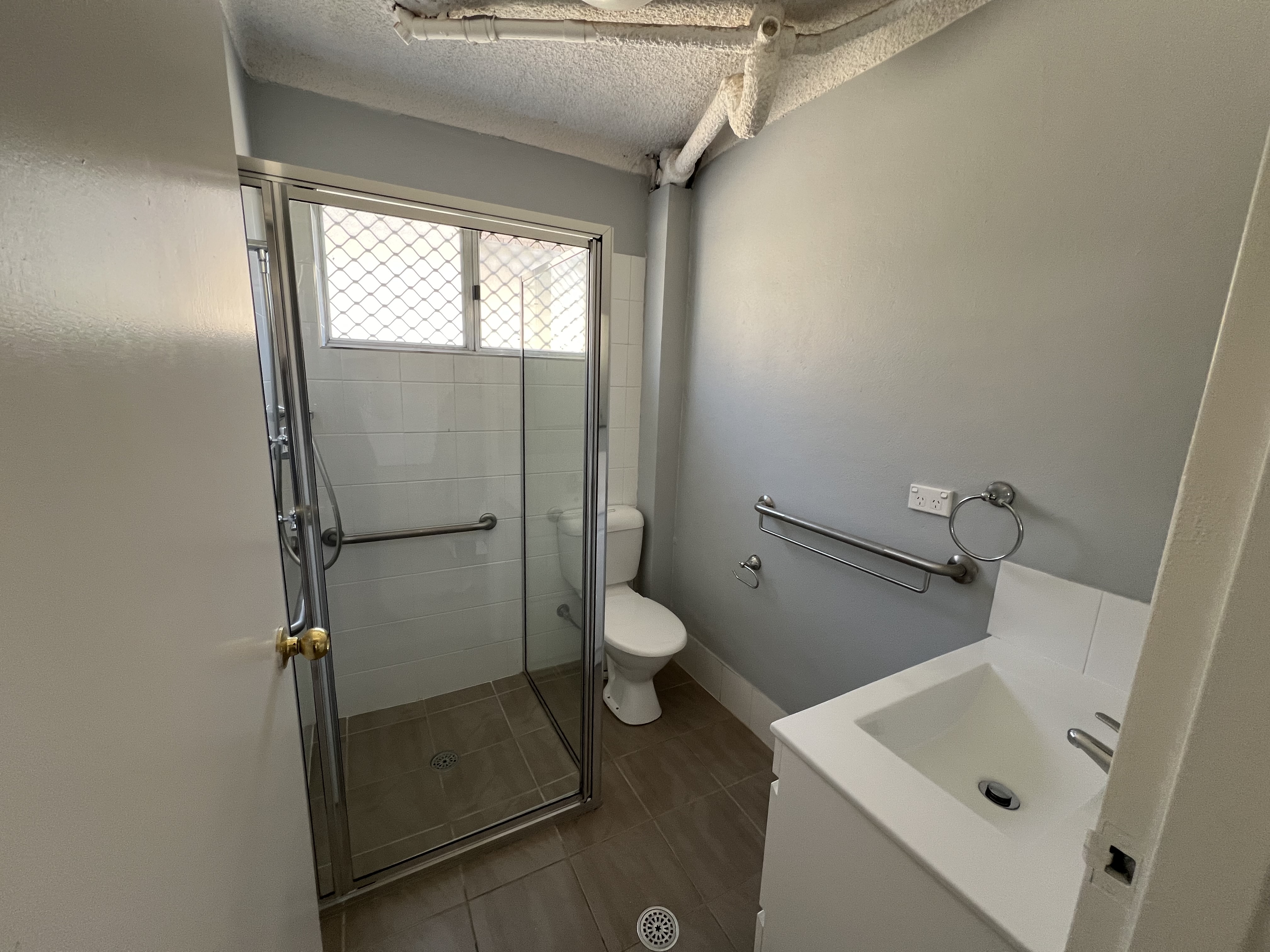 3/8 Albion, Goulburn NSW 2580