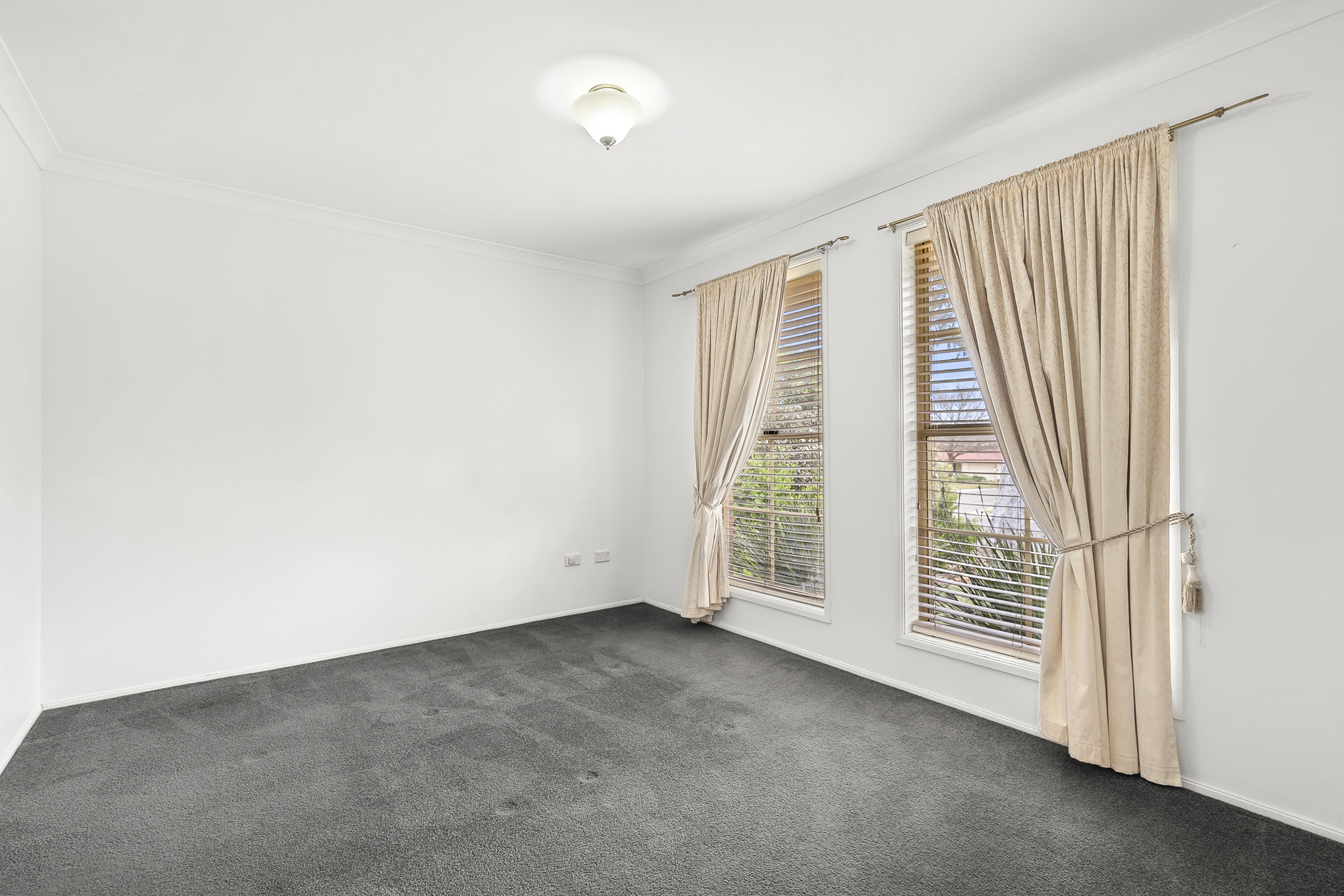 77 GREENVALLEY ROAD, Goulburn NSW 2580 &mdash; photo 2