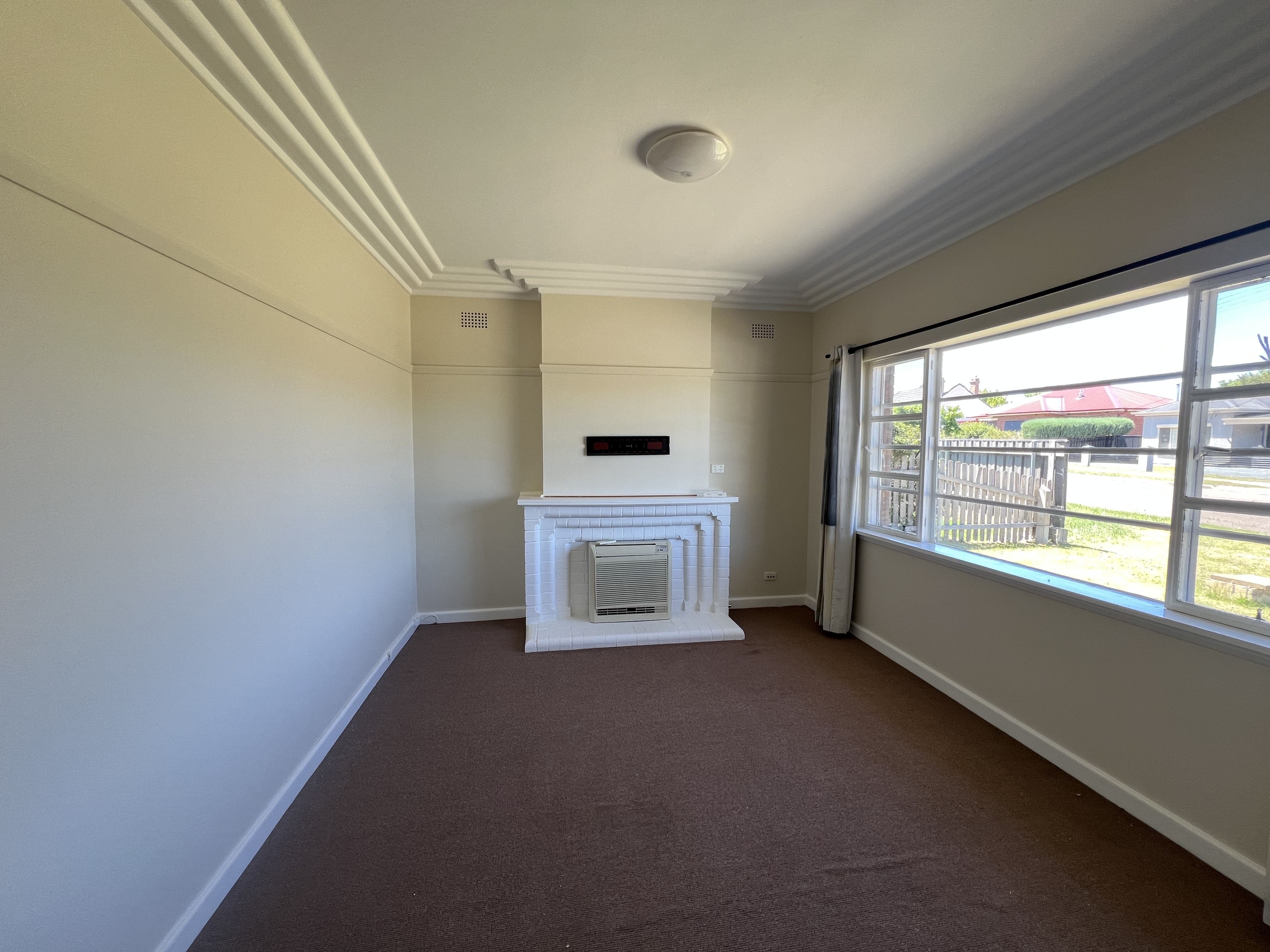 33 RUBY STREET, Goulburn NSW 2580 &mdash; photo 4
