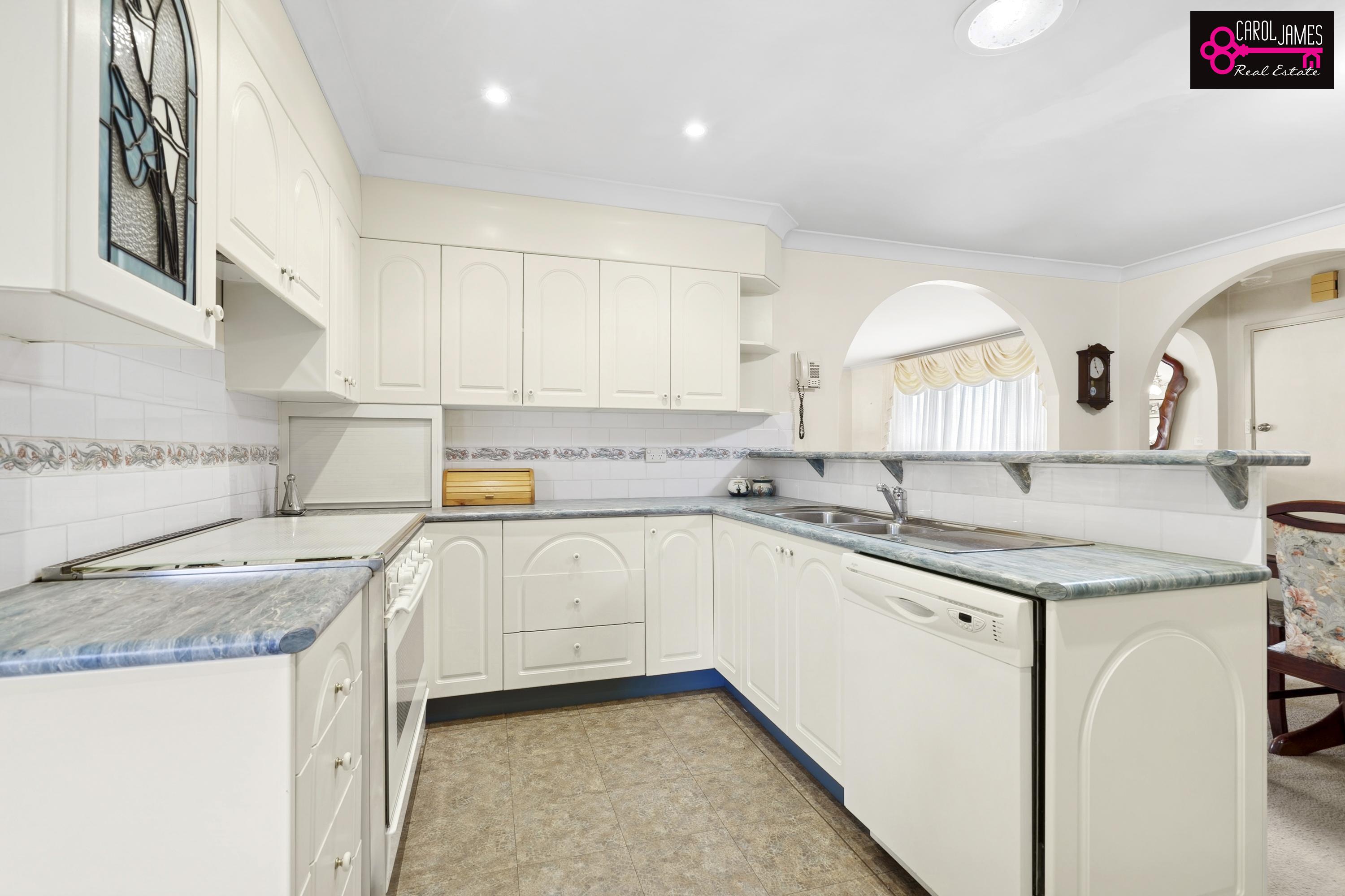 10 Llewellyn Avenue, Goulburn NSW 2580 &mdash; photo 9