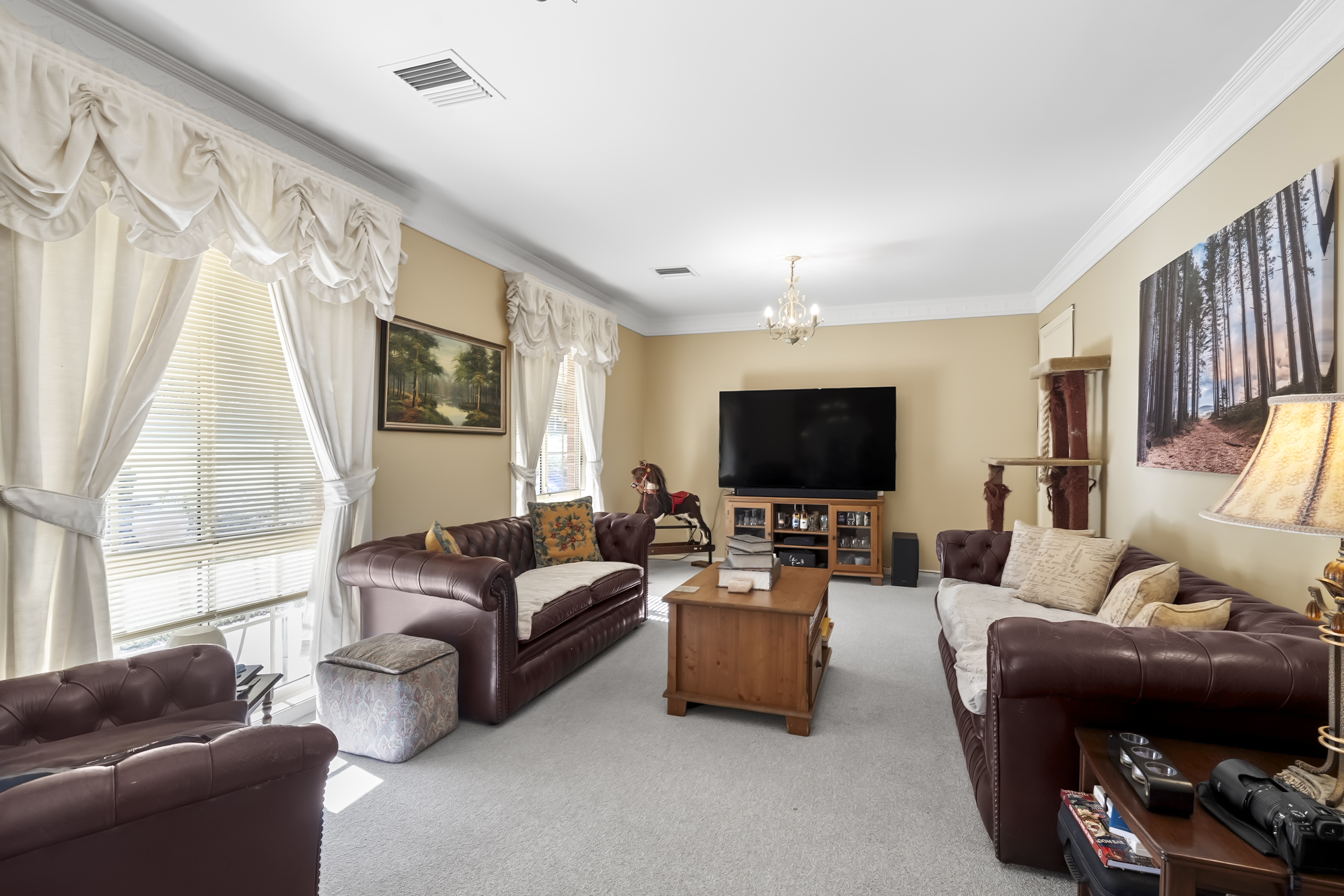 33 Run-O-Waters Drive, Goulburn NSW 2580 &mdash; photo 5