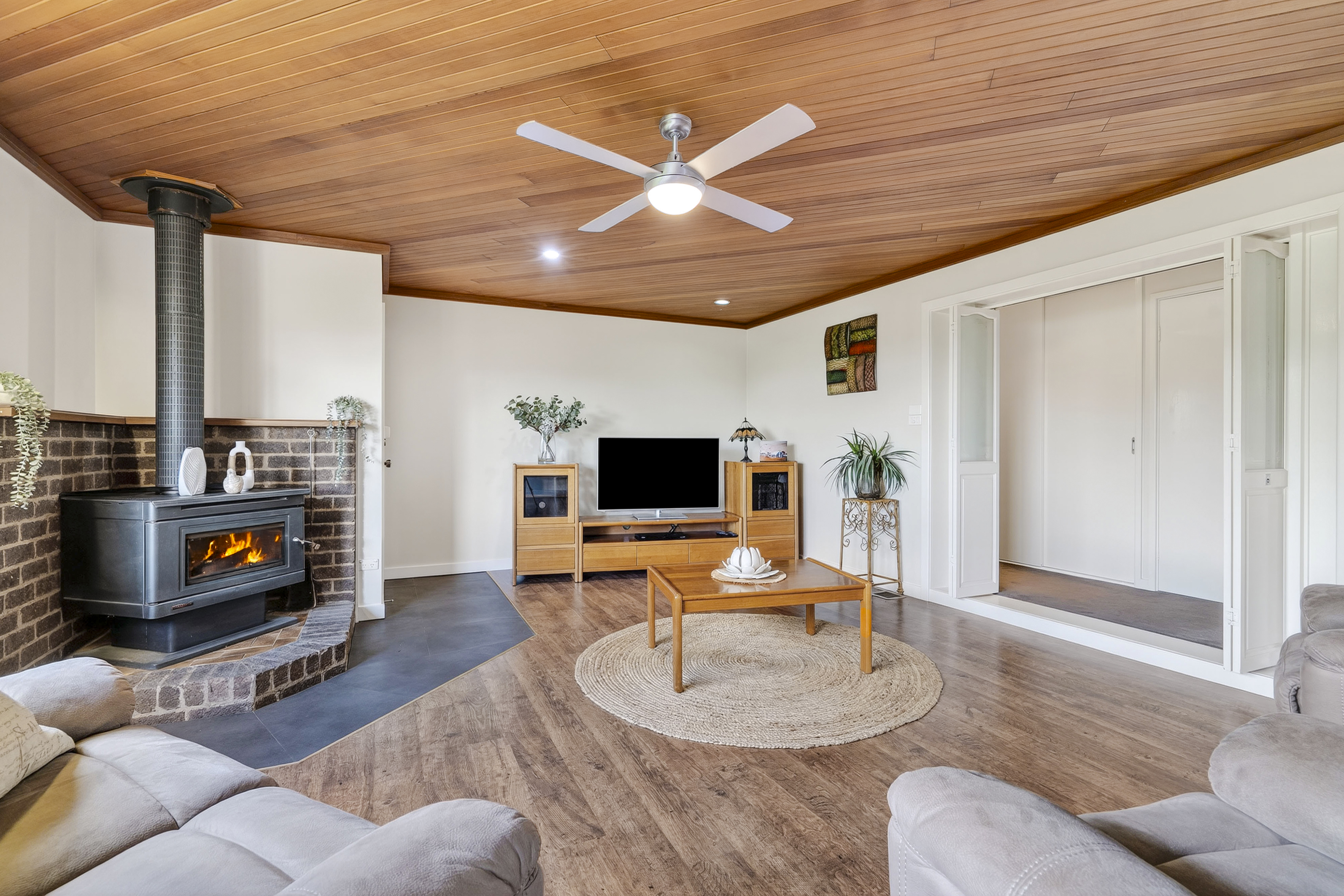 6 Glendare Crescent, Goulburn NSW 2580 &mdash; photo 5