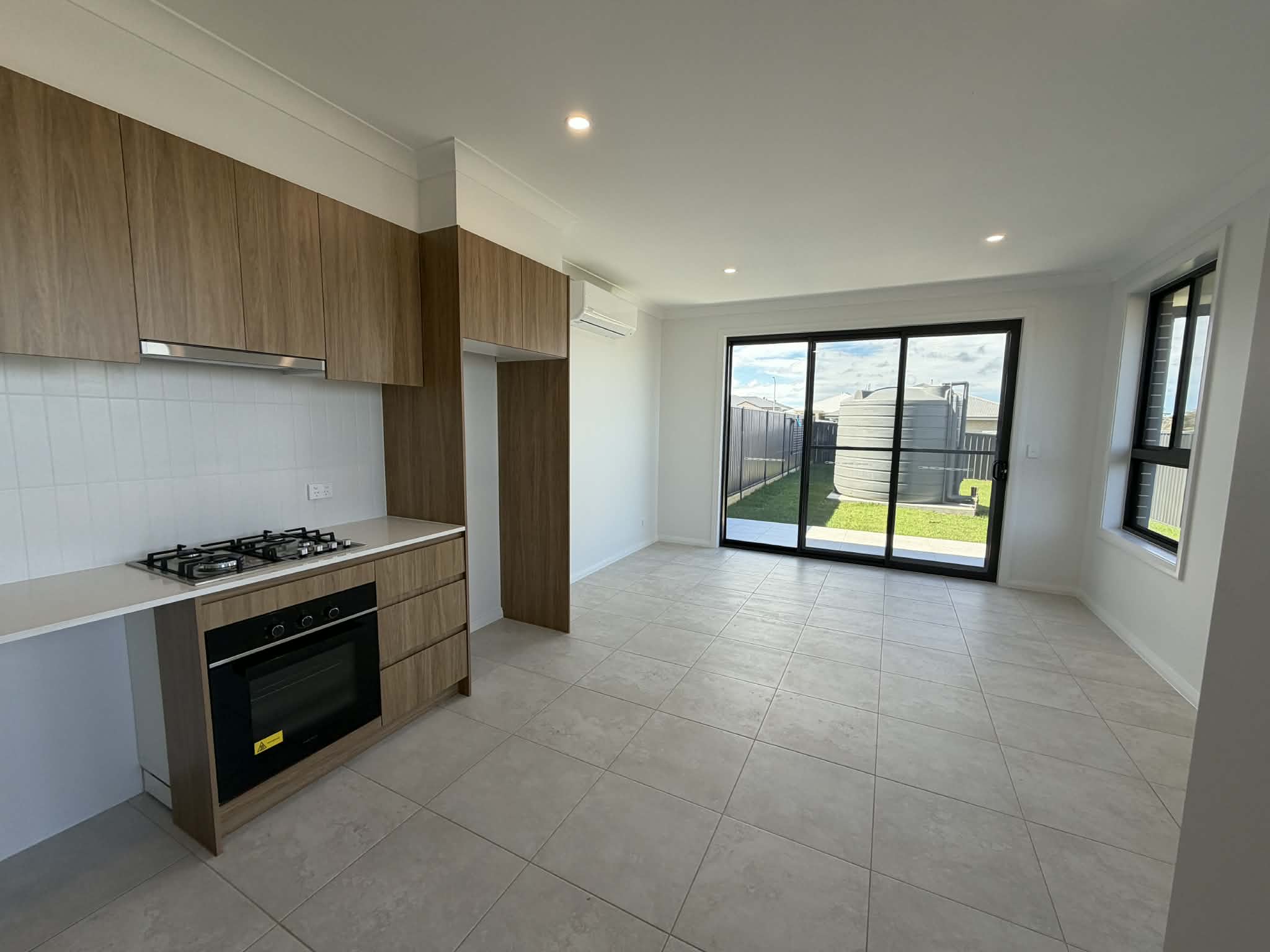 56B Brooklands Circuit, Goulburn NSW 2580 &mdash; photo 2