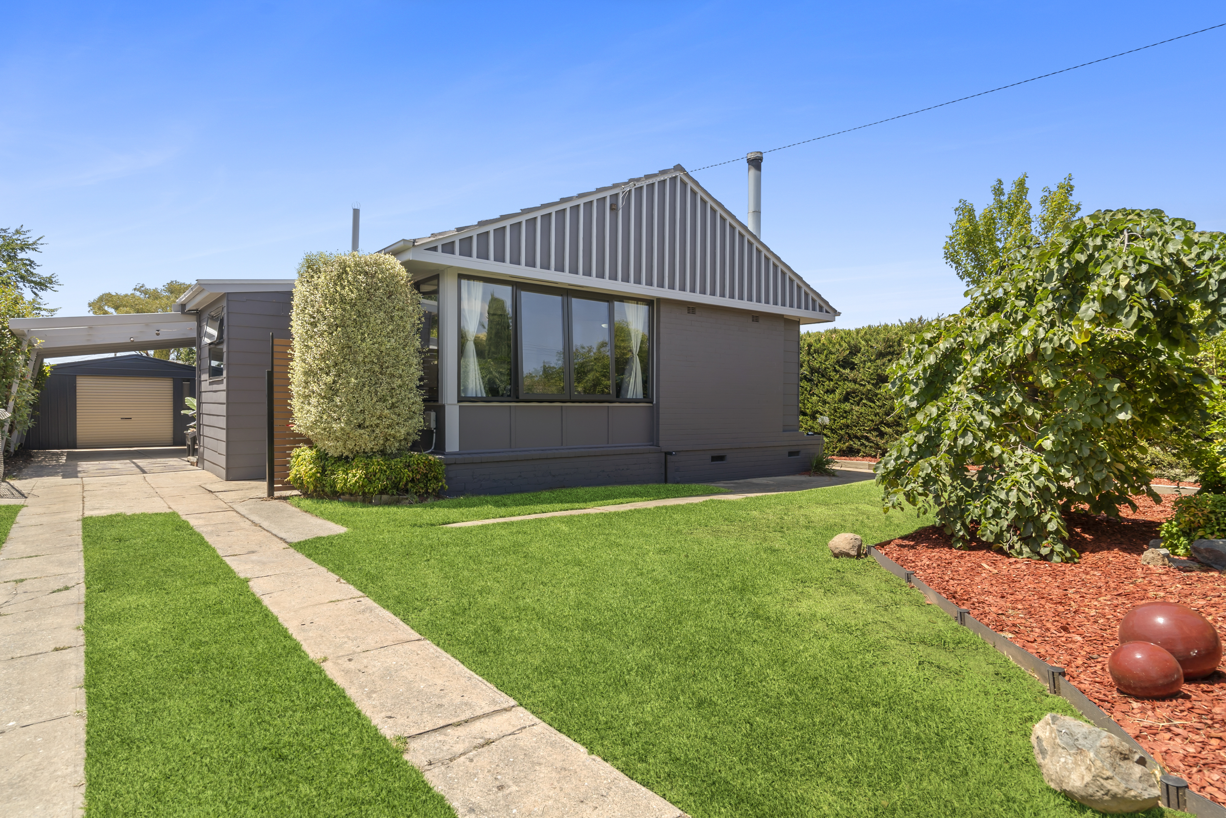 House — 13 Gerathy Street, Goulburn NSW 2580