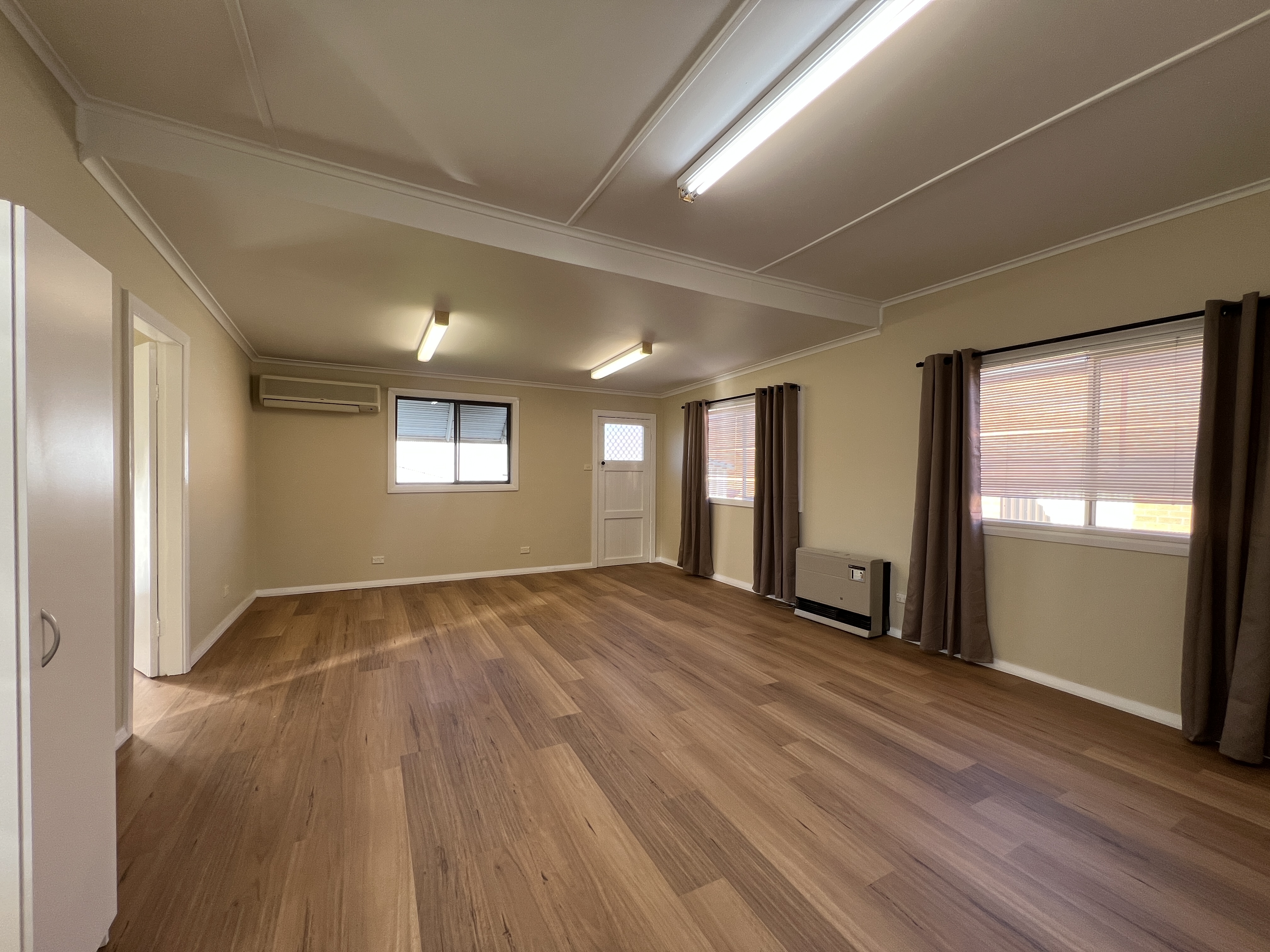 37 Wayo Street, Goulburn NSW 2580 &mdash; photo 2