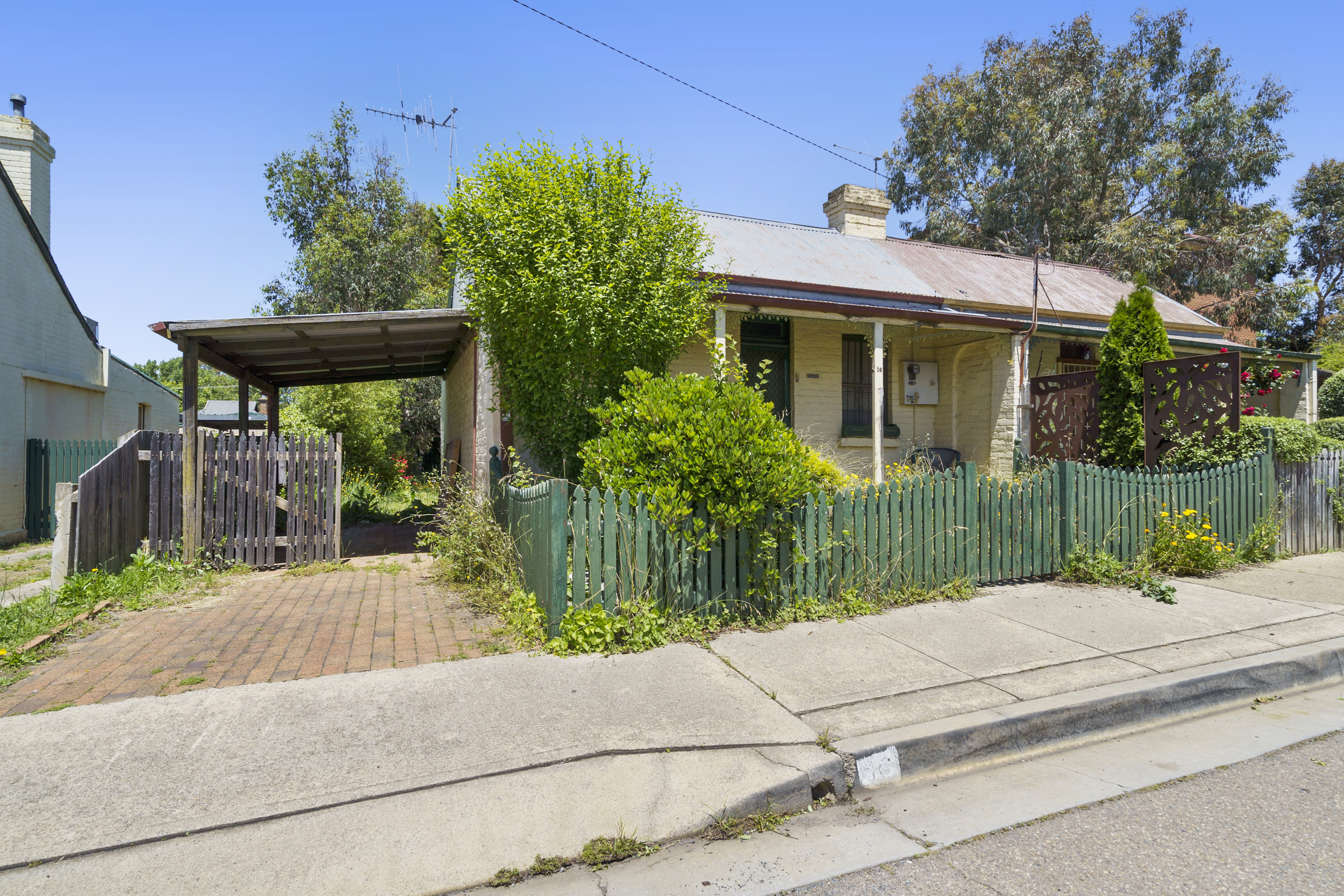 16 Arnheim Street, Goulburn NSW 2580 &mdash; photo 2