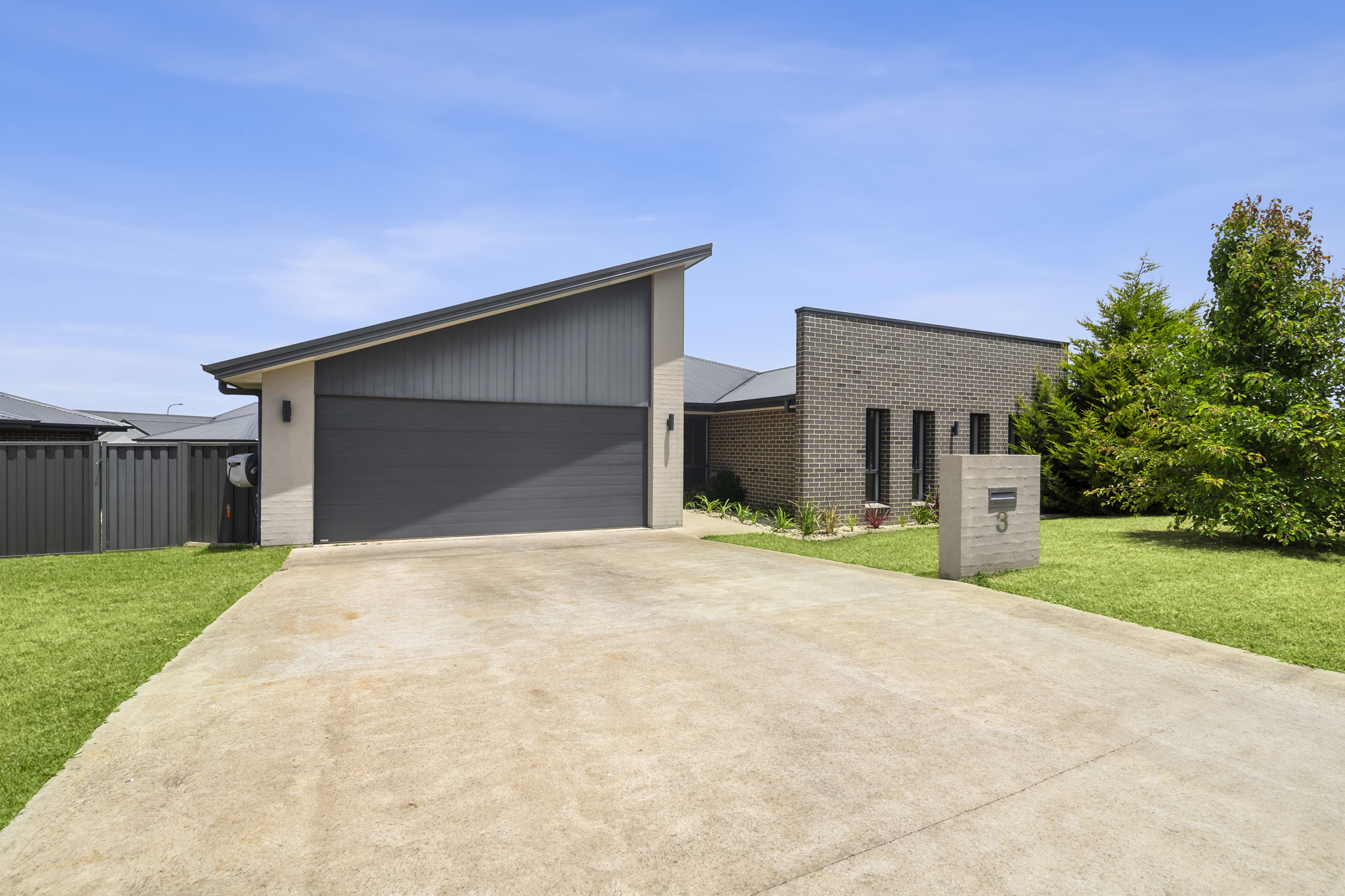 3 Fox Close, Goulburn NSW 2580