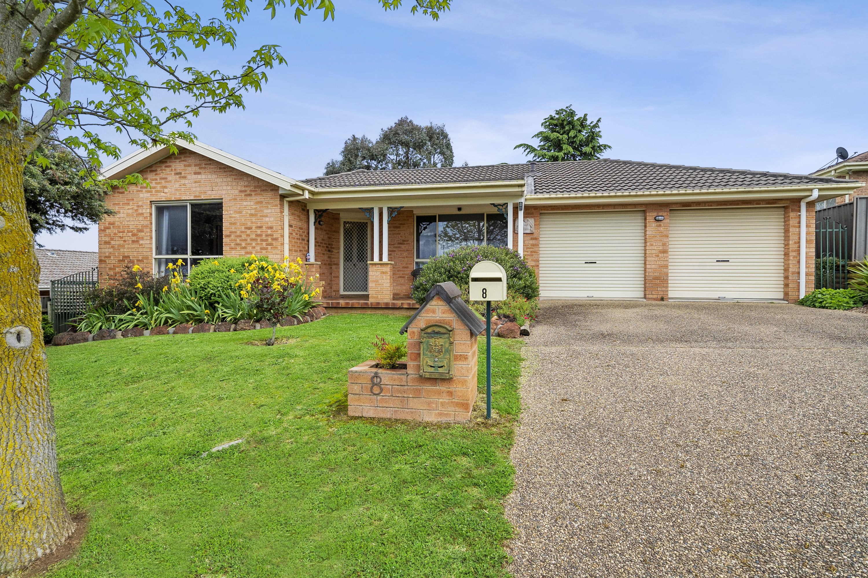 8 Endeavour Avenue, Goulburn NSW 2580