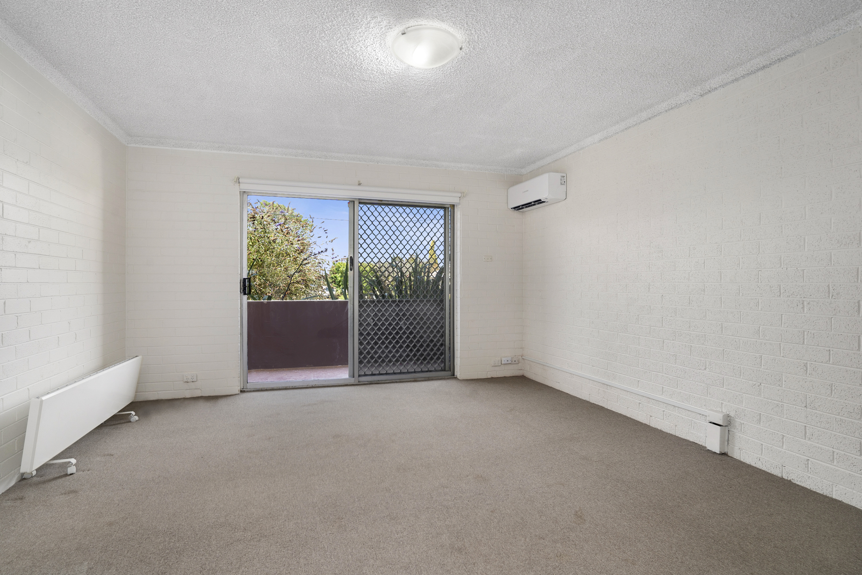 1/10 Albion Street, Goulburn NSW 2580 &mdash; photo 2