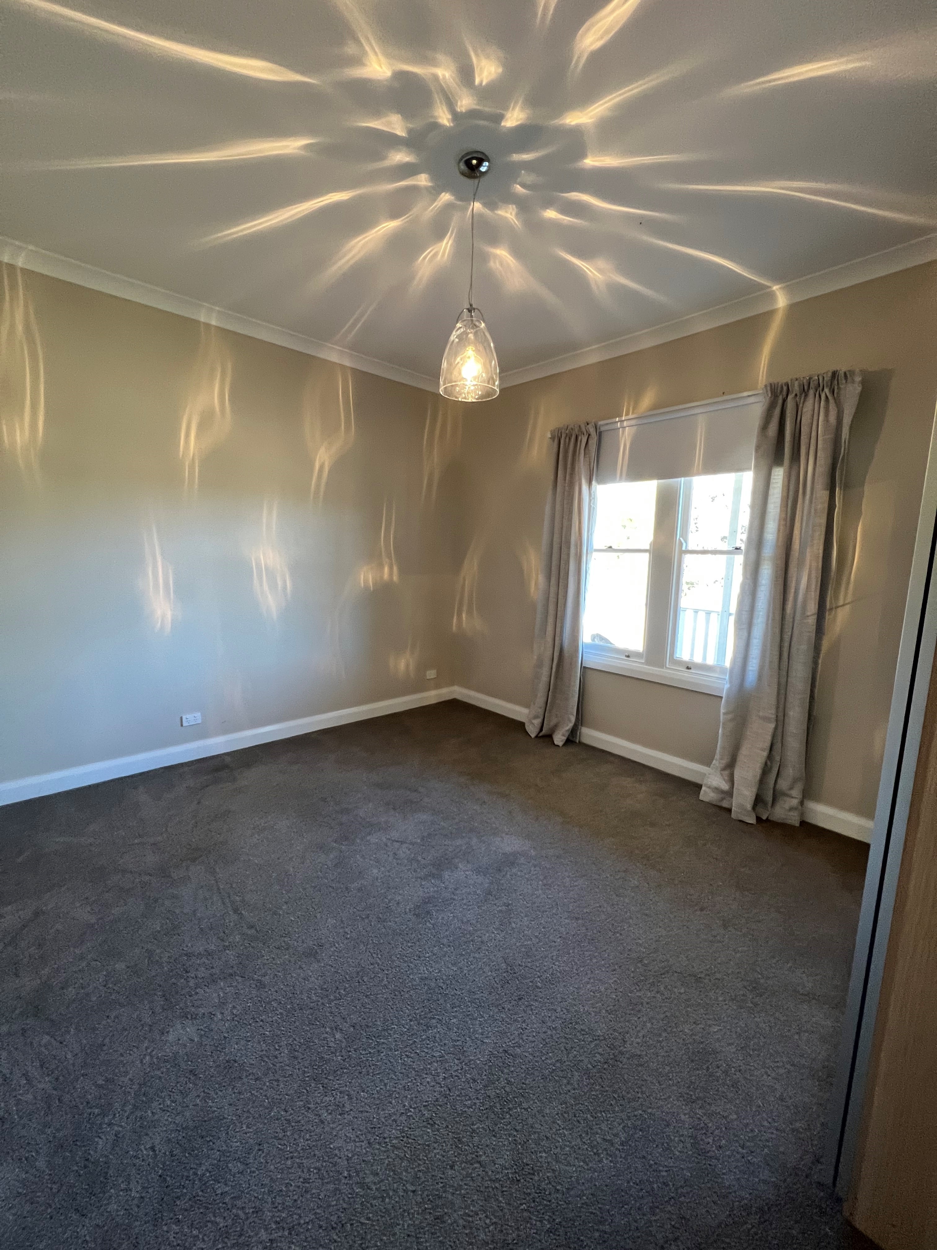 227 LONG STREET, Goulburn NSW 2580 &mdash; photo 3