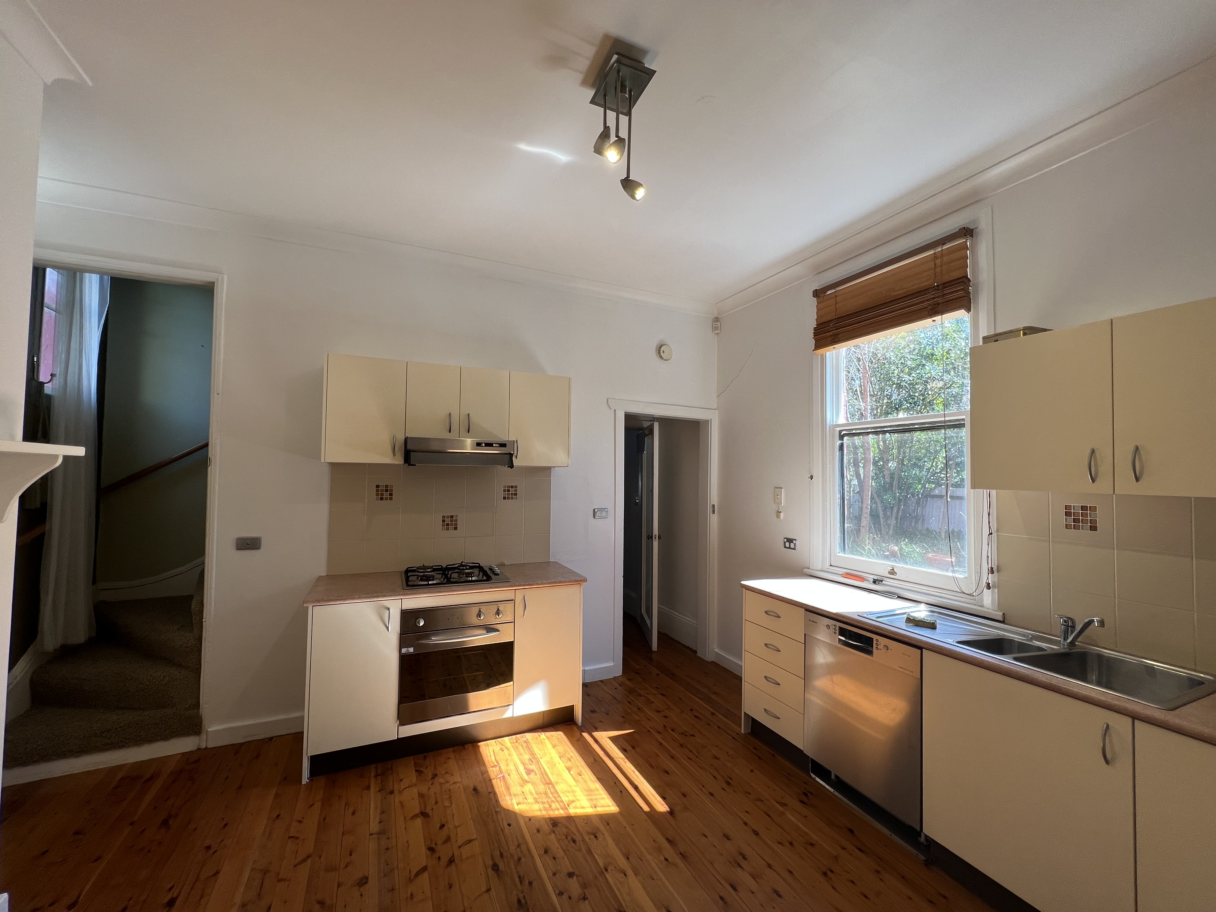 21 ALLISON STREET, Goulburn NSW 2580 &mdash; photo 4