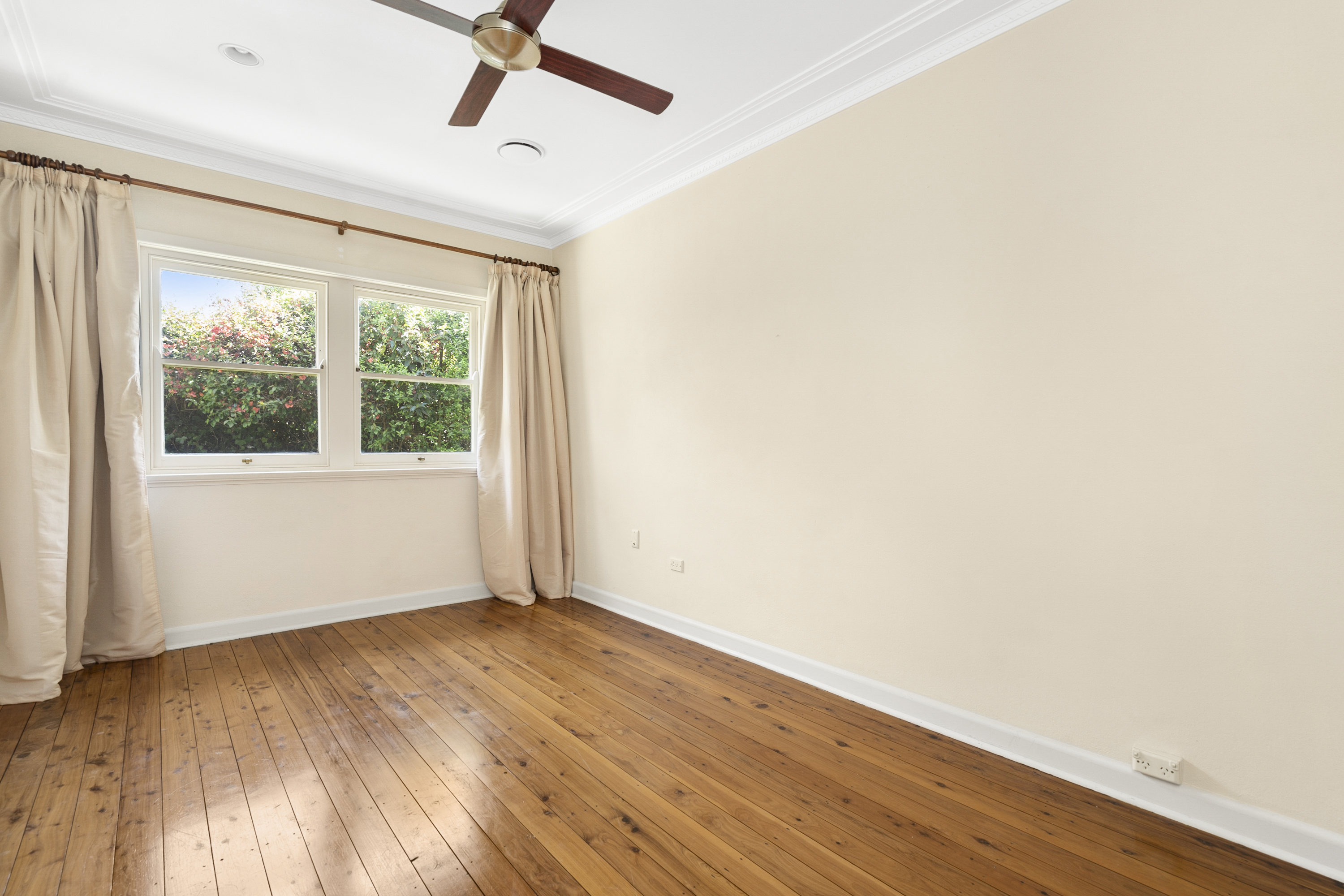 16B Carrington Street, Crookwell NSW 2583 &mdash; photo 11