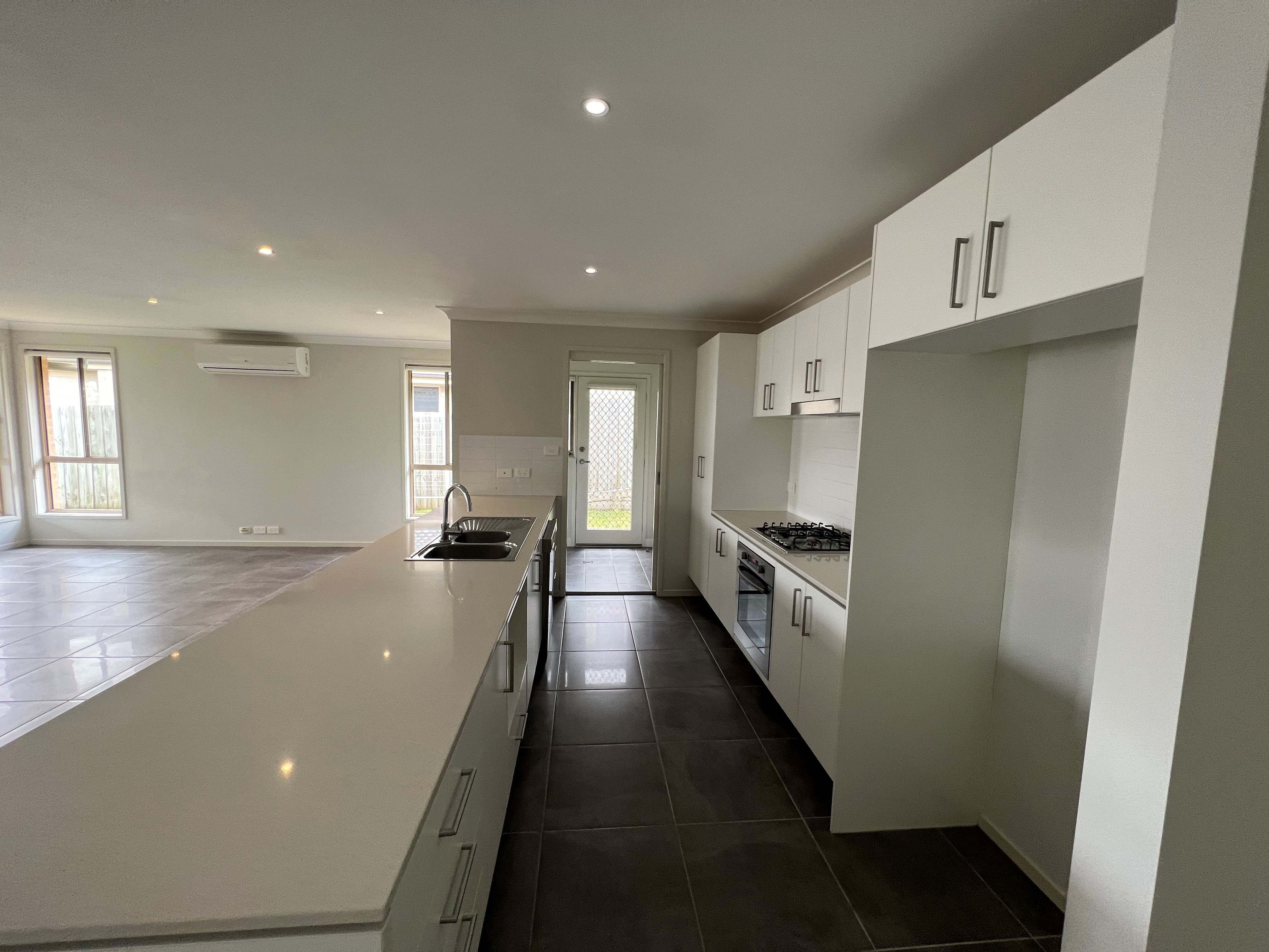 1 COHEN PLACE, Goulburn NSW 2580 &mdash; photo 4
