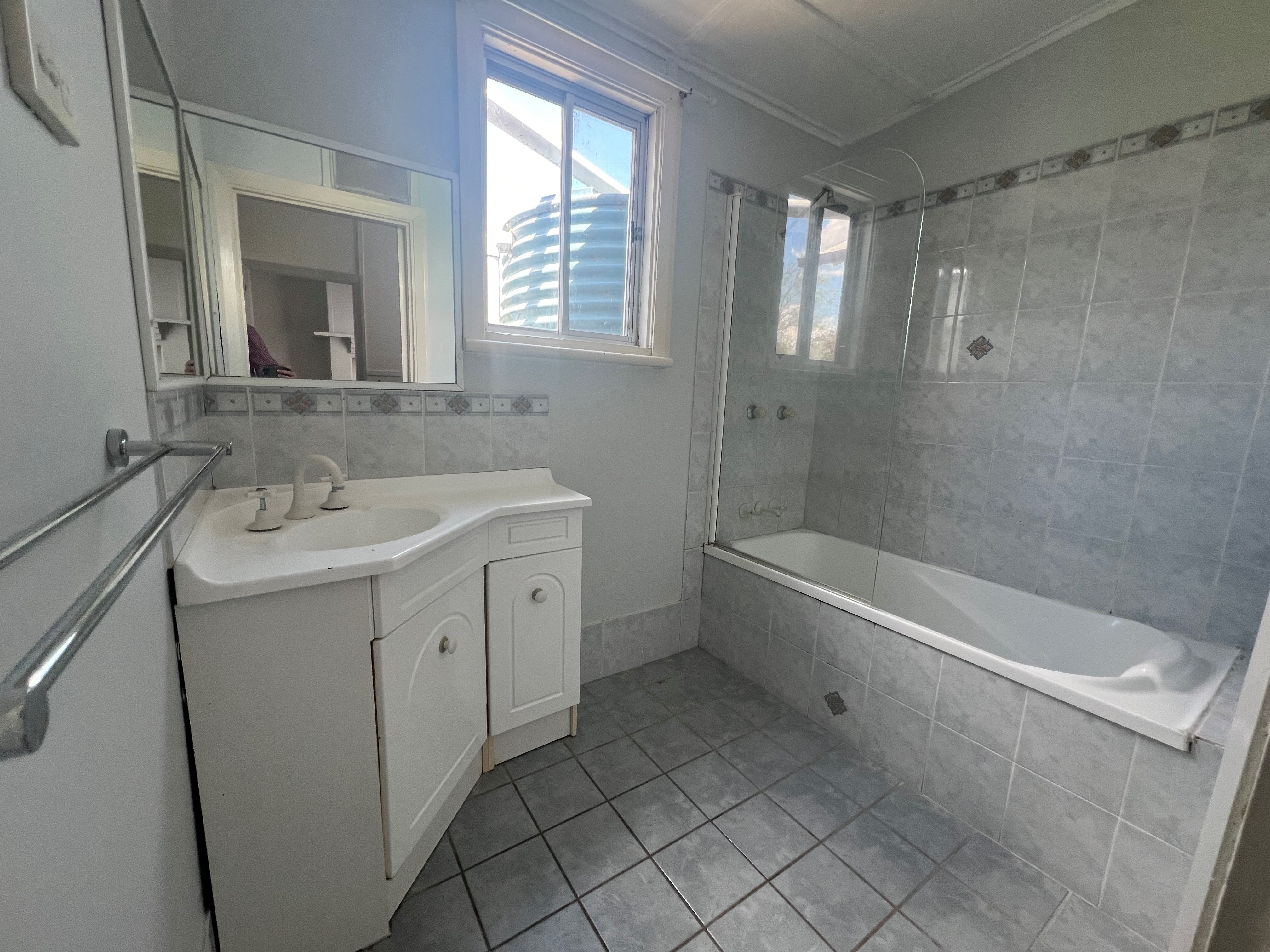 154 ADDISON STREET, Goulburn NSW 2580 &mdash; photo 4