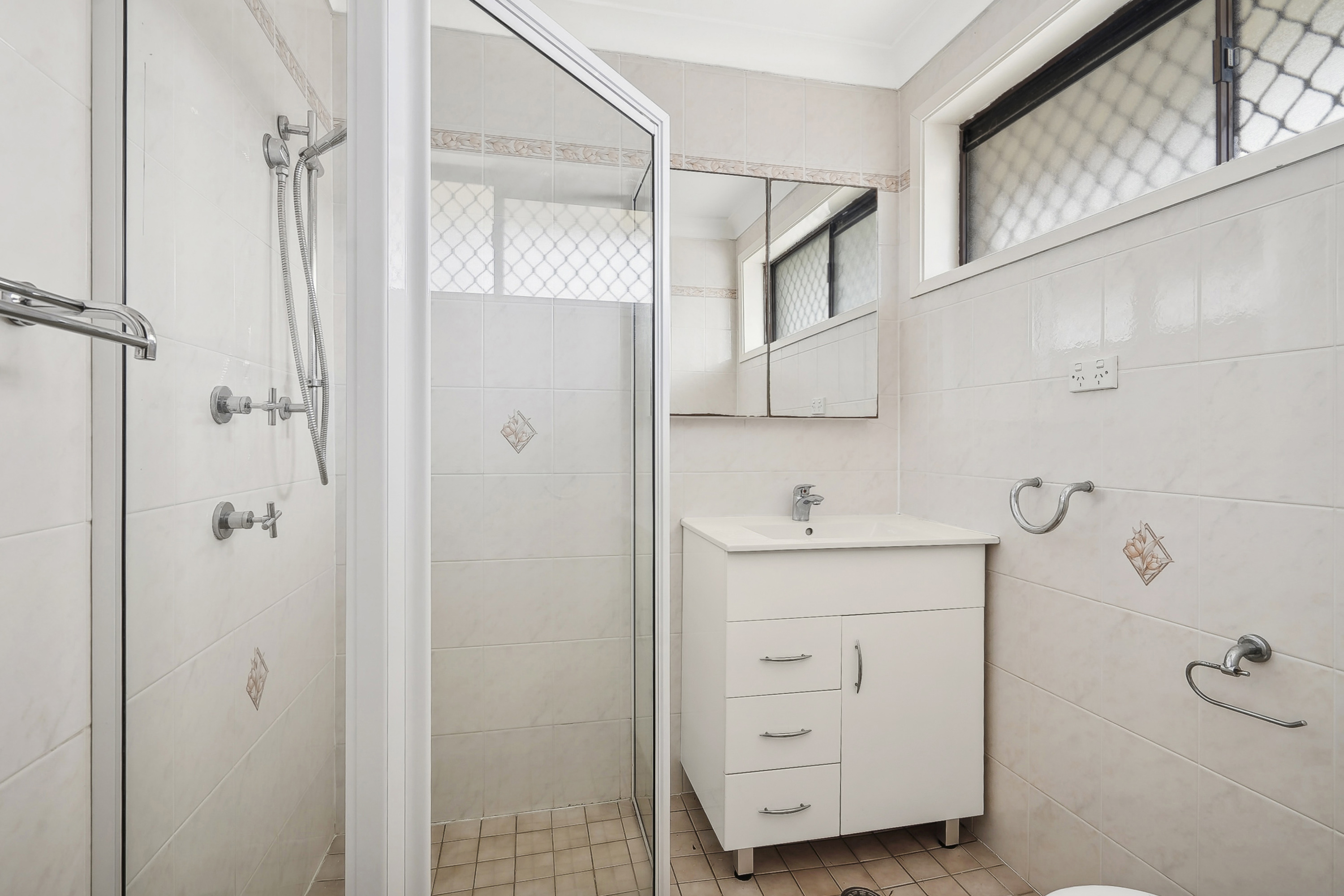 2 PROGRESS STREET, Goulburn NSW 2580 &mdash; photo 2