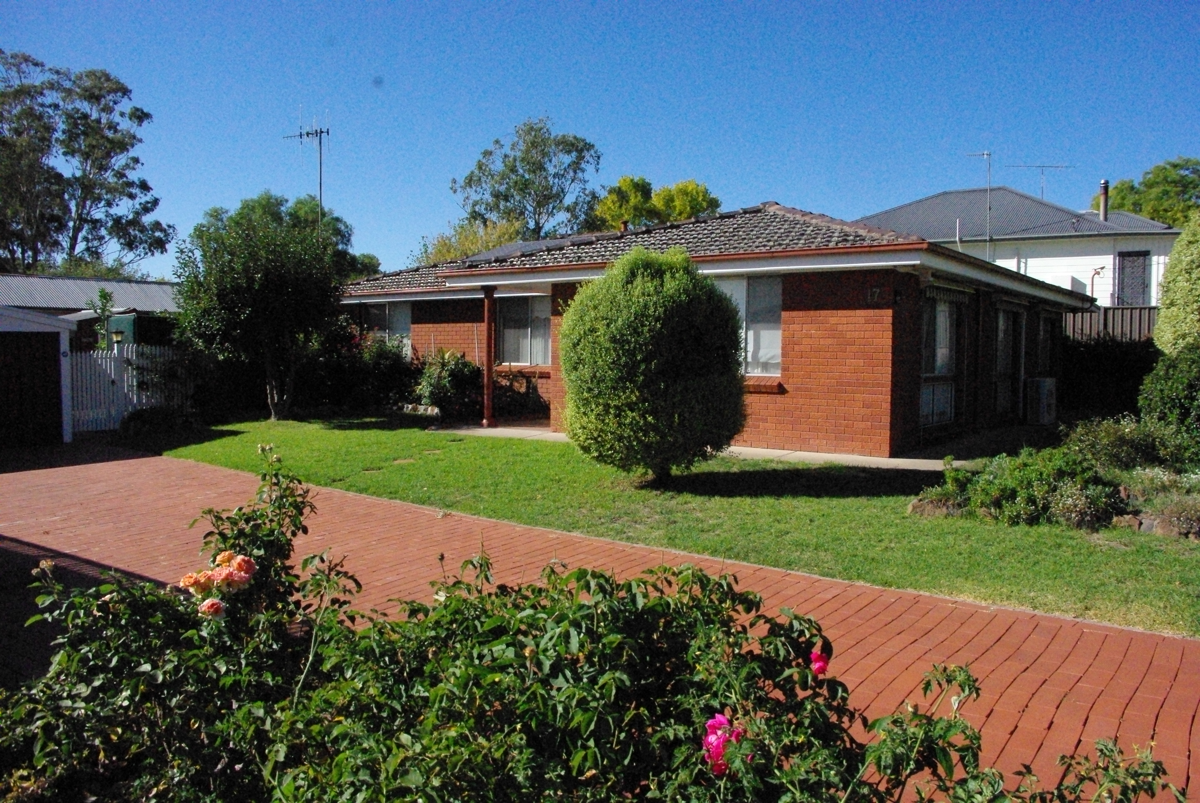 17 Cressy Street, Goulburn NSW 2580