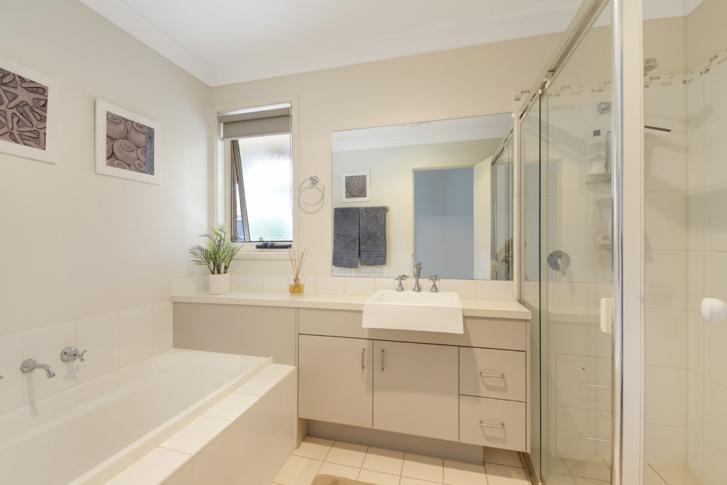 1 SPADACINI PLACE, Goulburn NSW 2580 &mdash; photo 5