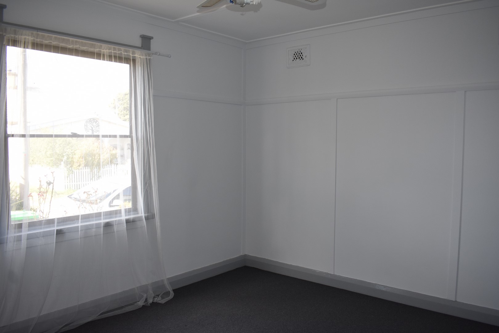 7 HILLVIEW ROAD, Goulburn NSW 2580 &mdash; photo 4