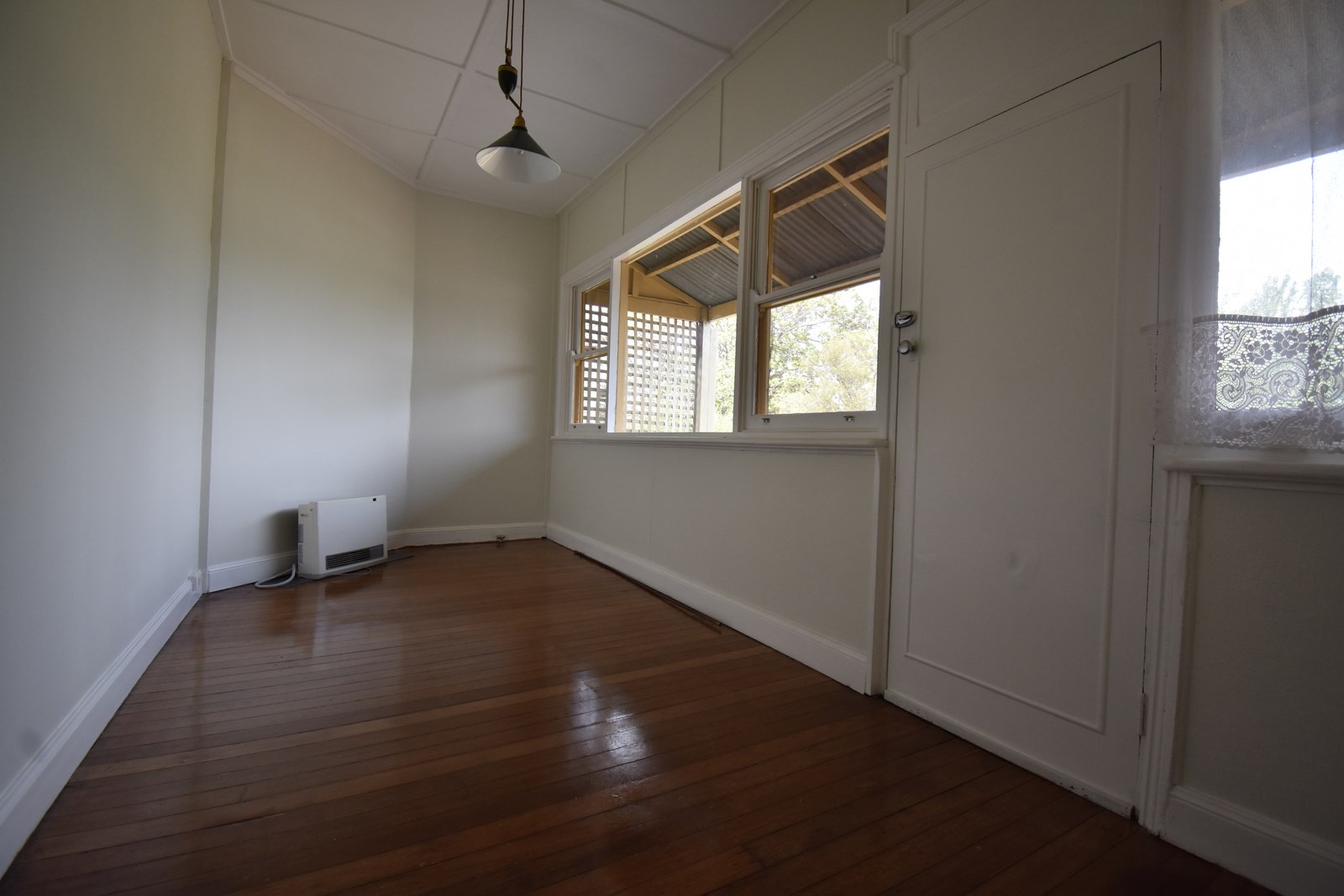 29 BELMORE STREET, Goulburn NSW 2580 &mdash; photo 5