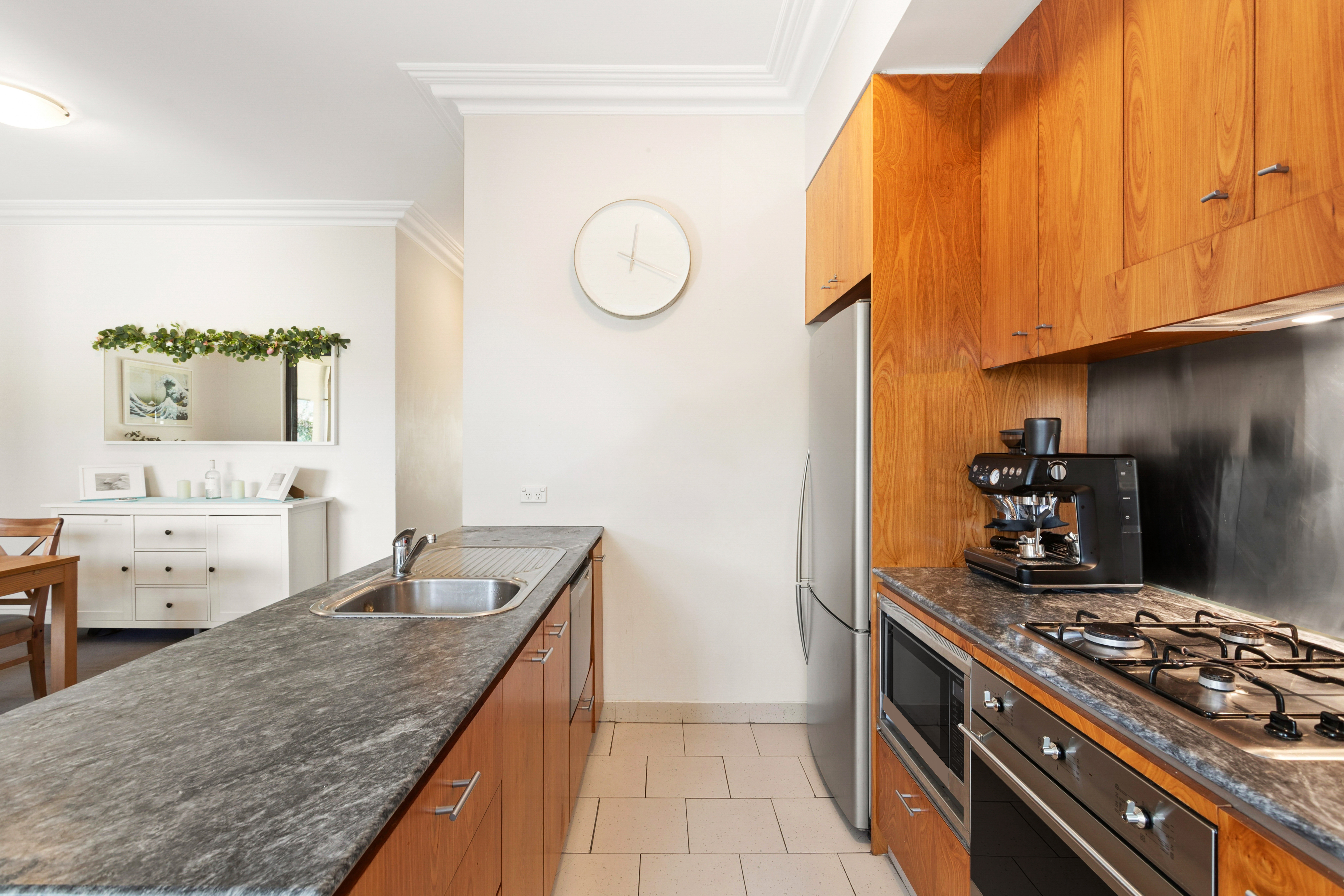 A19/1 Buchanan Street, Balmain Sold by Coopers Agency - image 5