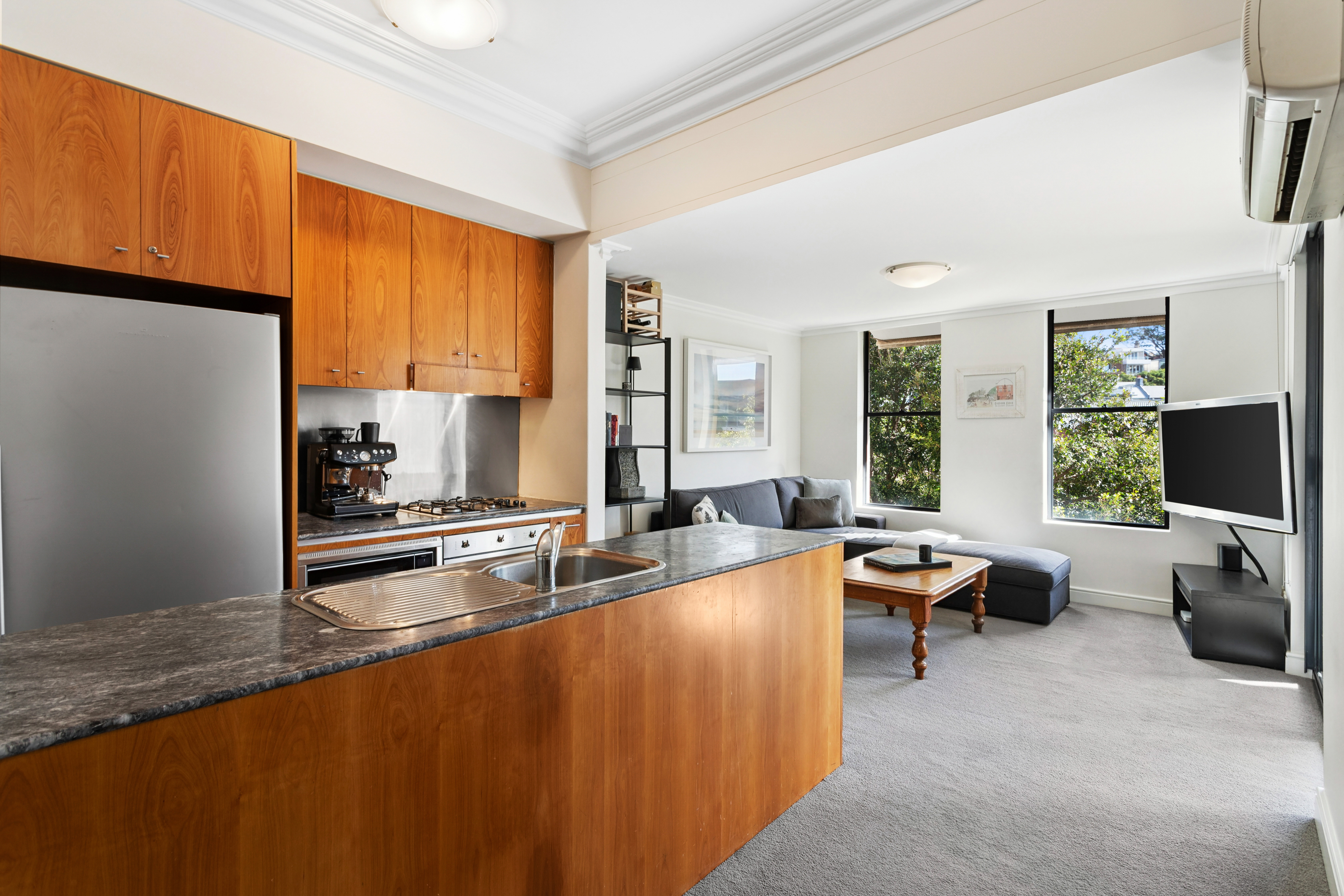A19/1 Buchanan Street, Balmain Sold by Coopers Agency - image 4