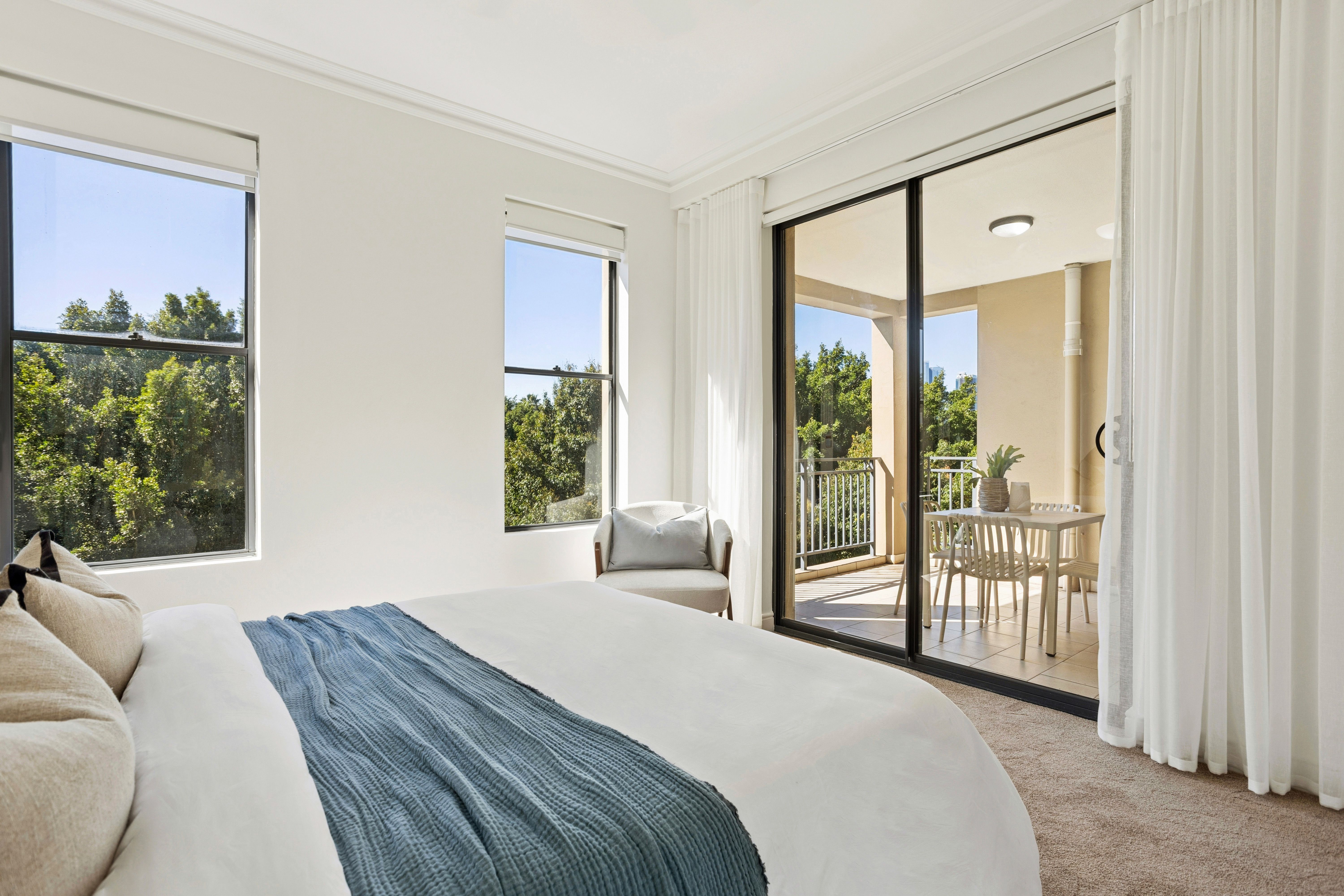 D15/1 Buchanan Street, Balmain Auction by Coopers Agency - image 9