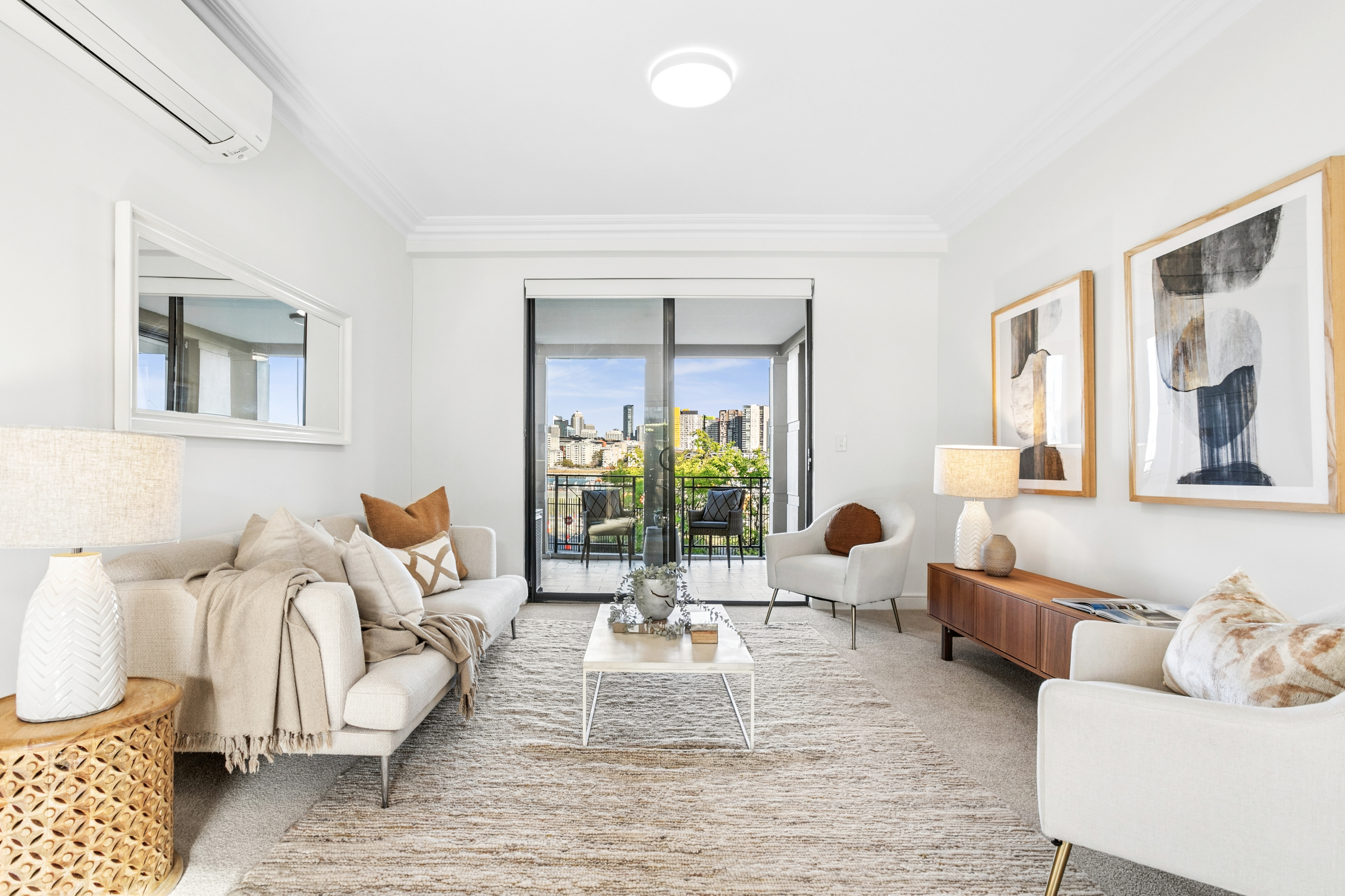 D8/1 Buchanan Street, Balmain For Sale by Coopers Agency - image 2