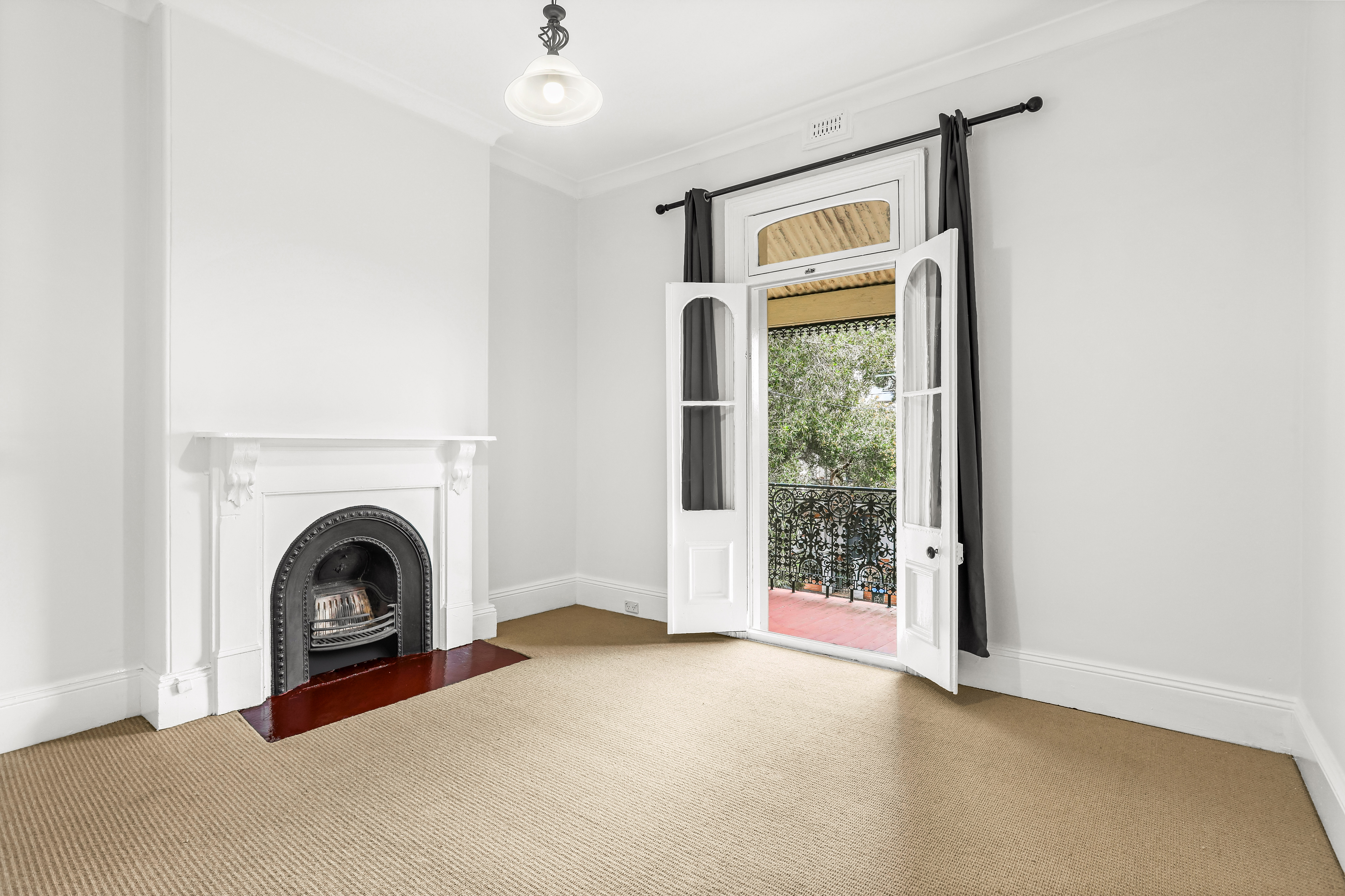 44 Reynolds Street, Balmain Auction by Coopers Agency - image 7