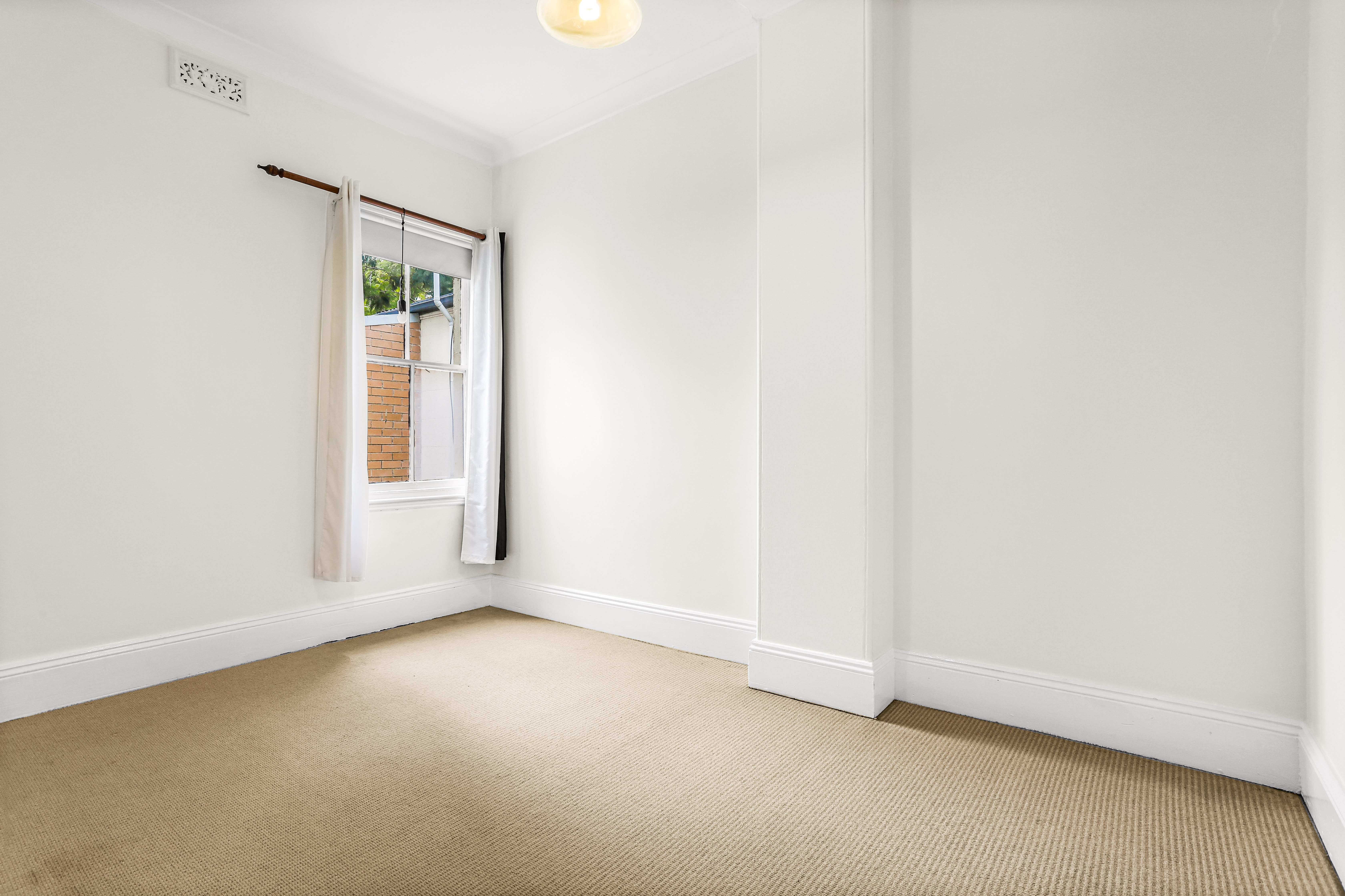 44 Reynolds Street, Balmain Auction by Coopers Agency - image 8