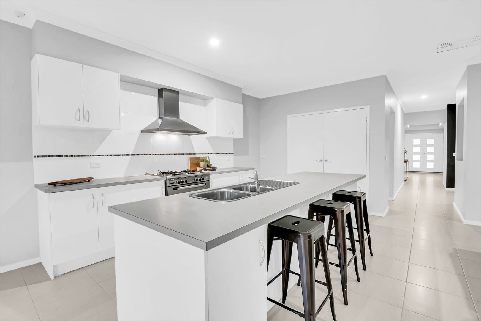 20 Gainsborough Drive, Craigieburn, VIC, 3064, Craigieburn - Thumbnail 5