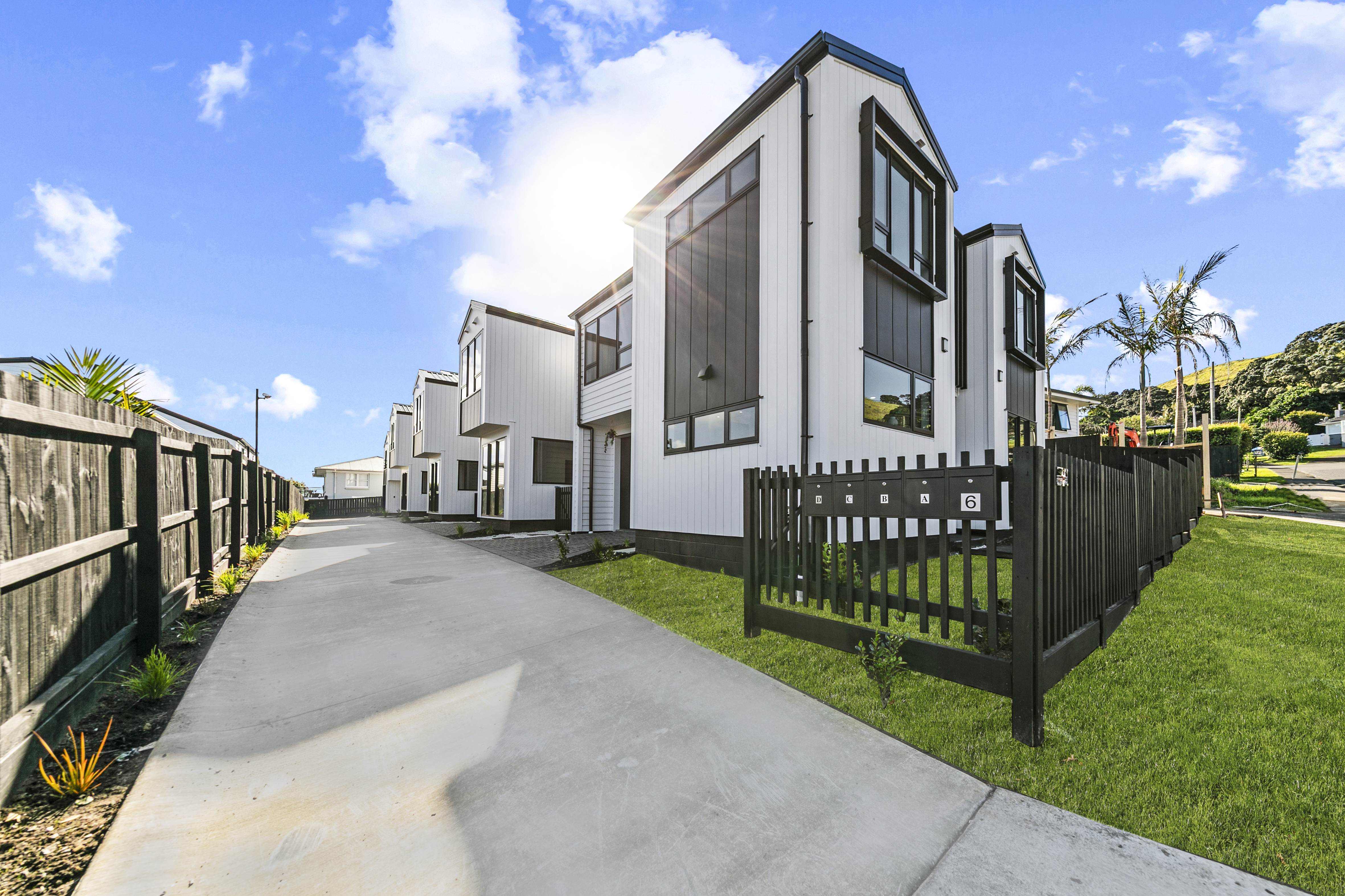 Last in the Lot - 4 Bed, New Build