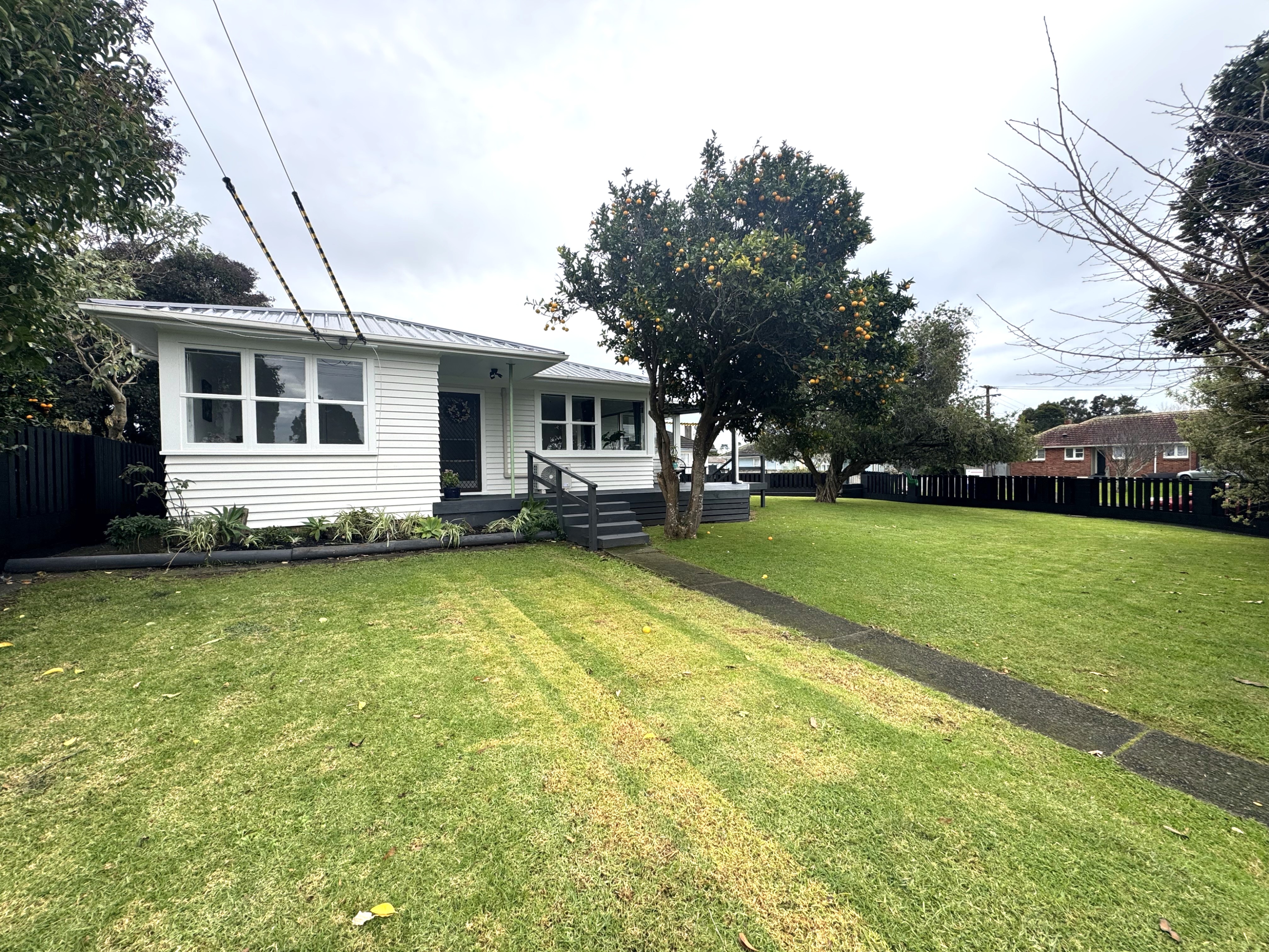 Otara 3ห้องนอน Sun Filled Home With Easy Indoor Outdoor Living