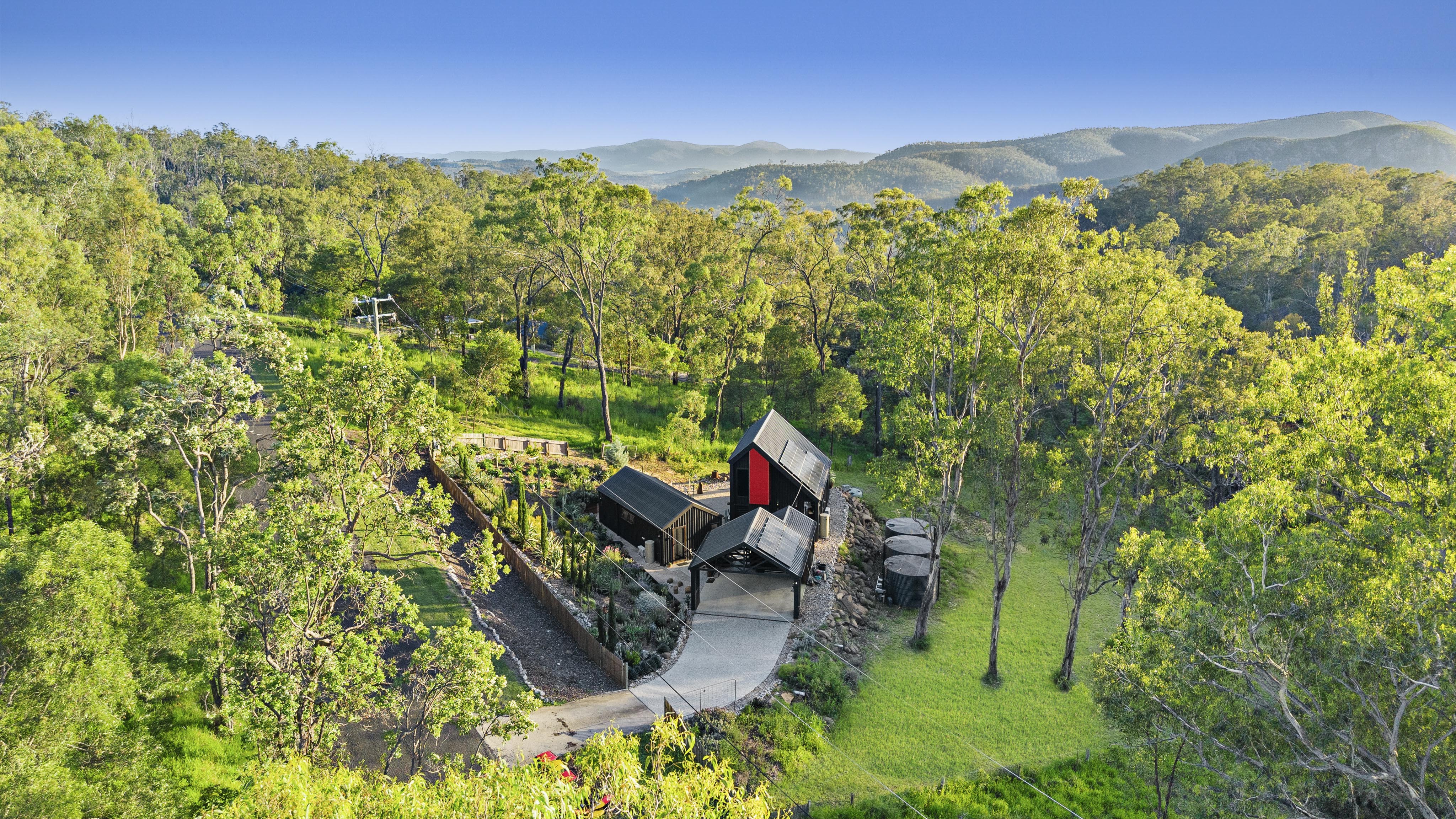 9 Ridge Street, Esk For Sale by Farmbuy.com - image 21