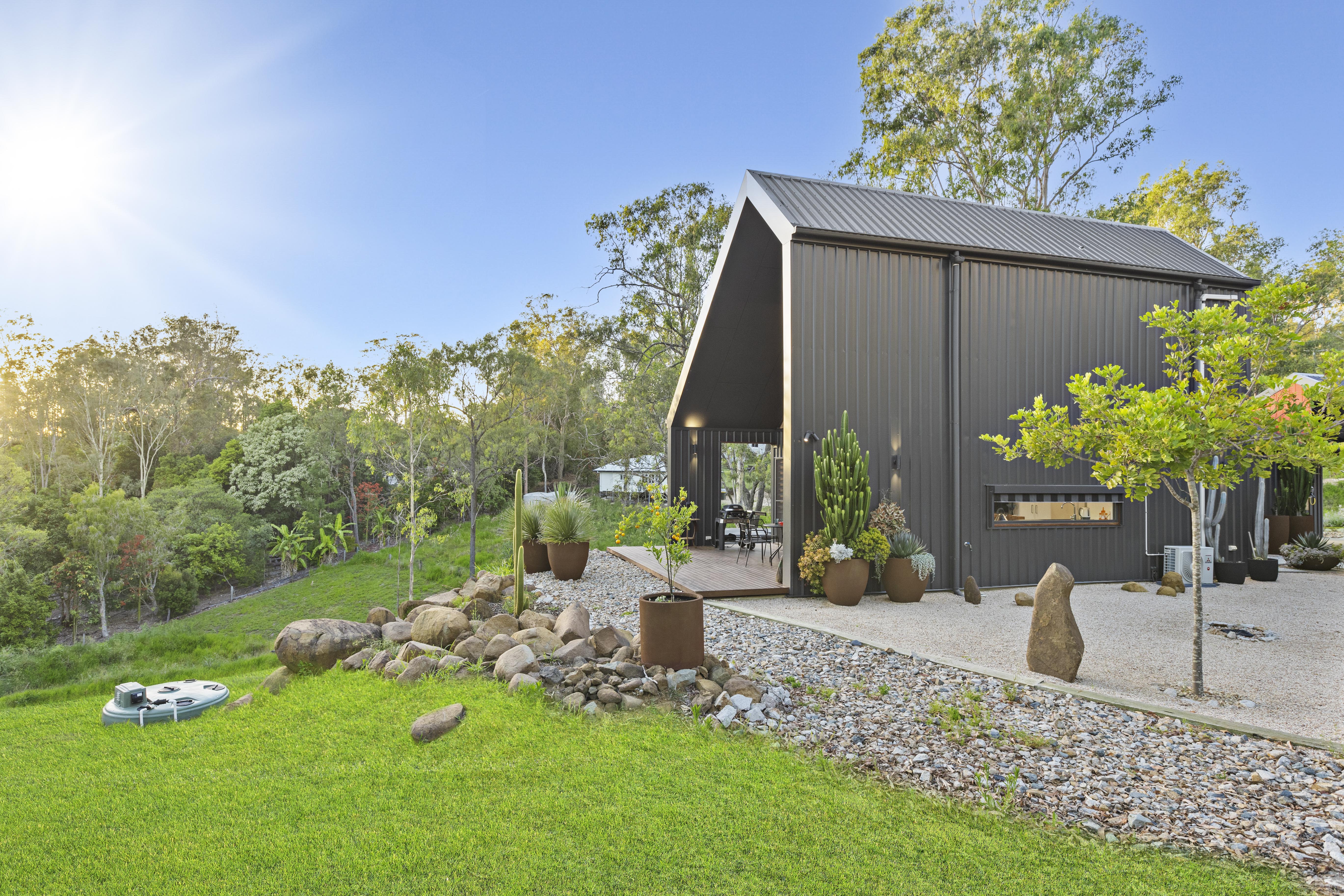 9 Ridge Street, Esk For Sale by Farmbuy.com - image 13