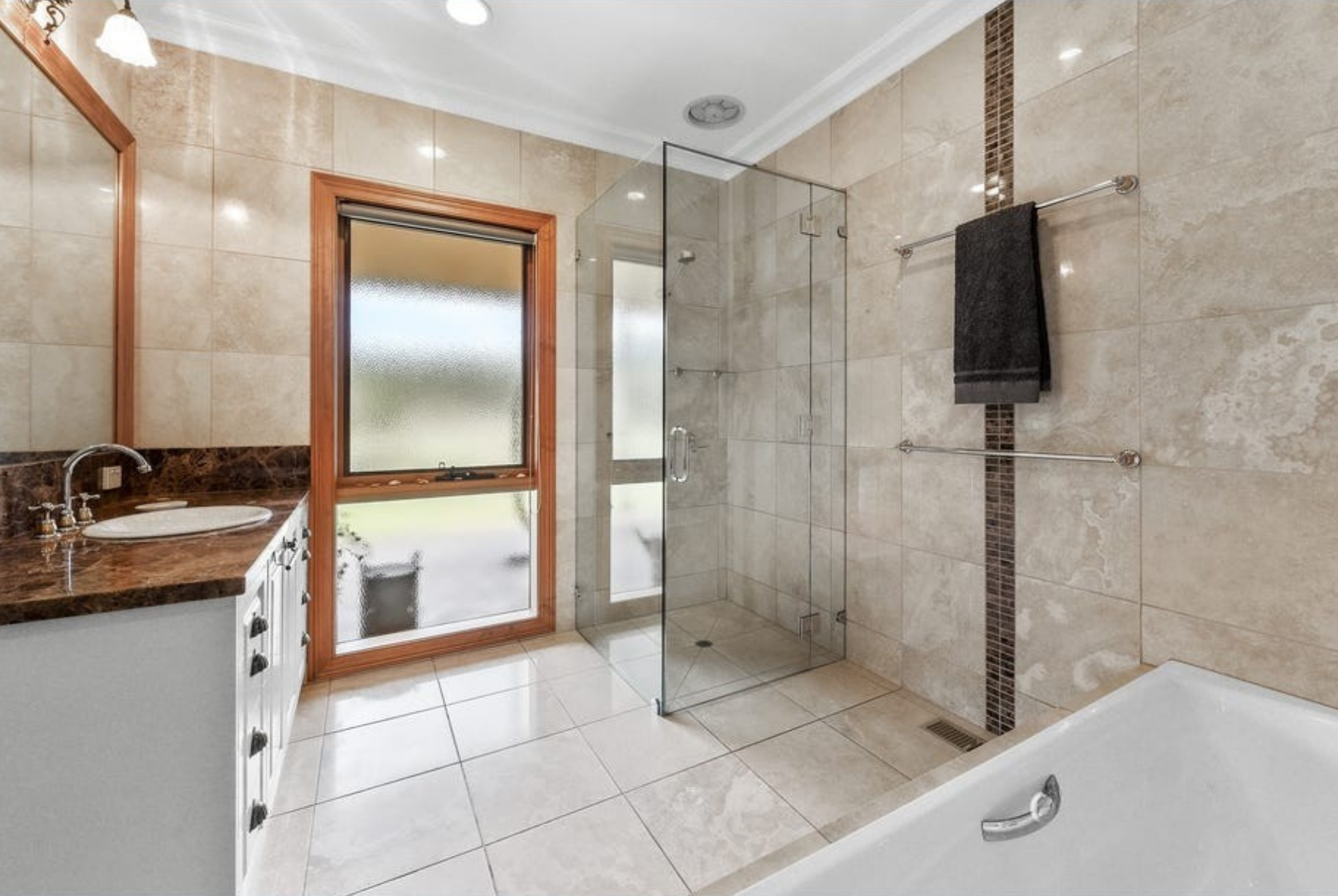 29 Adam View Court, Tanjil South For Sale by Farmbuy.com - image 14