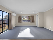 slider-thumb