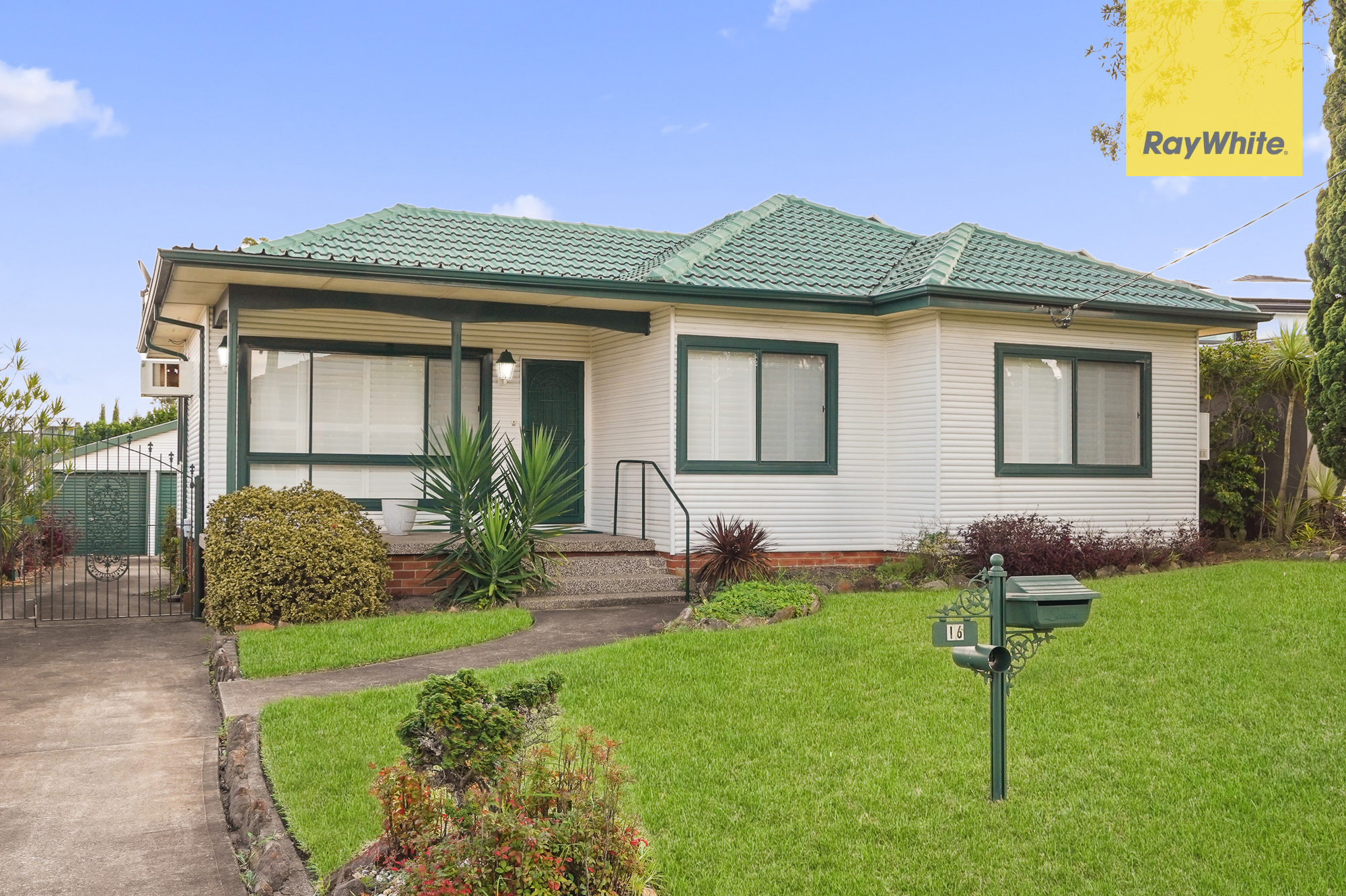 16, MERRYLANDS, New South Wales