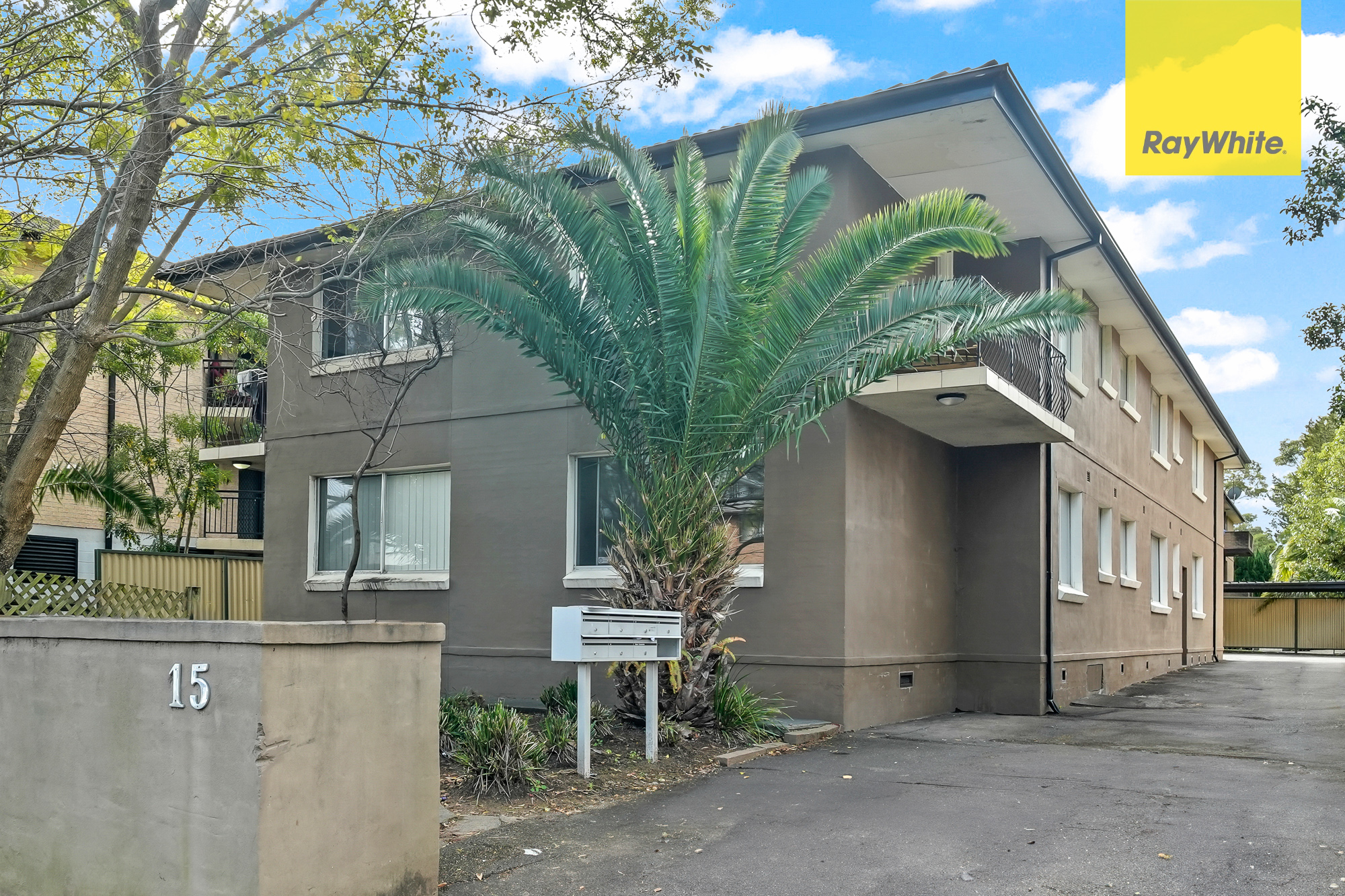 2/15, MERRYLANDS, New South Wales