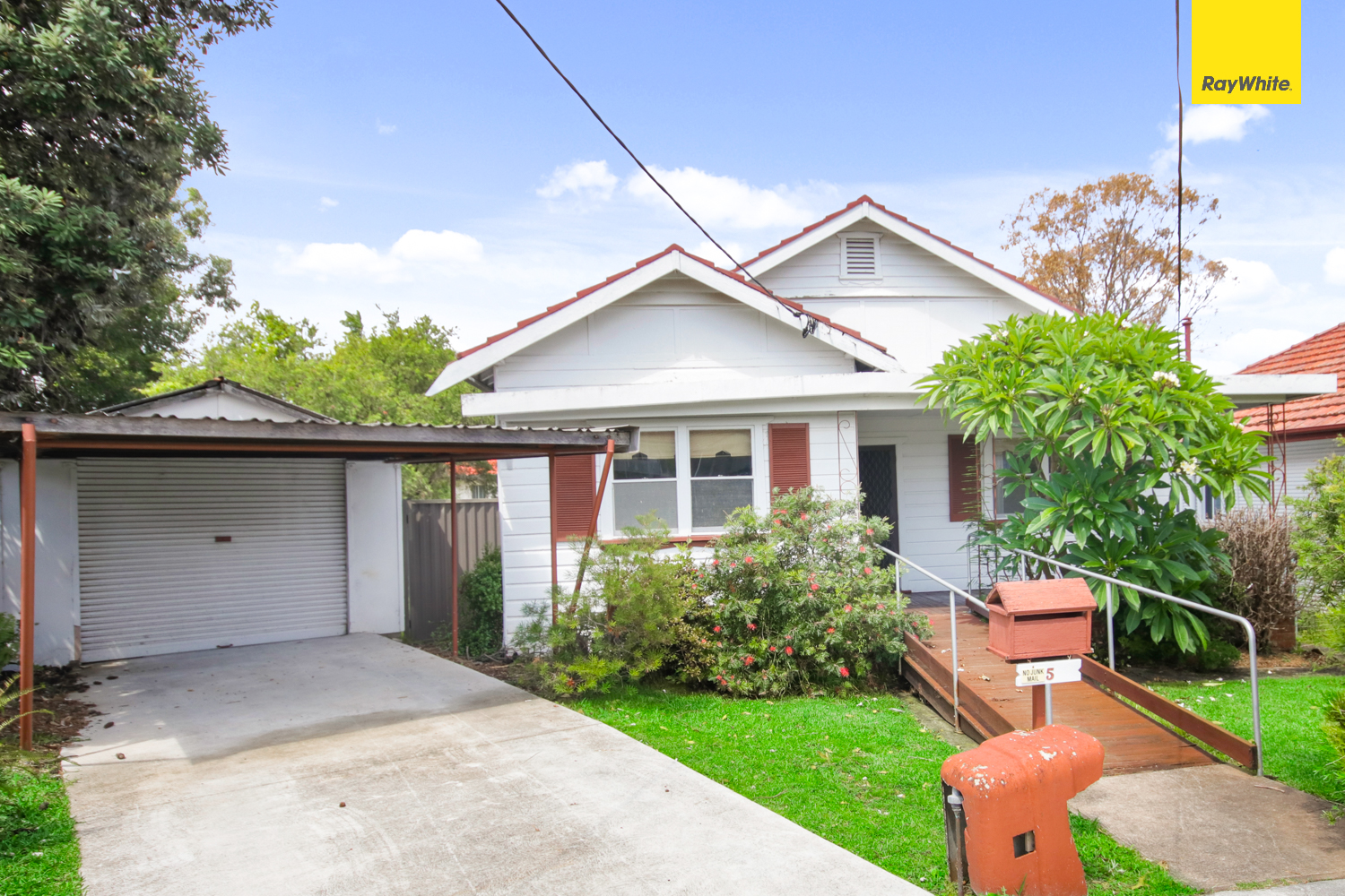 5, MERRYLANDS, New South Wales