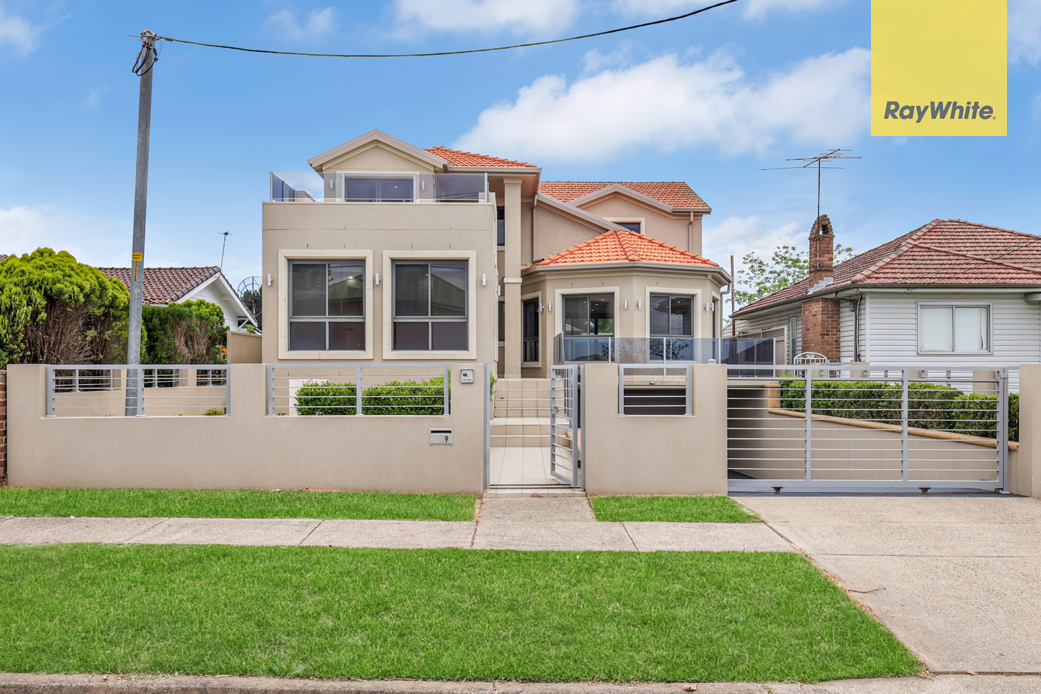 9, MERRYLANDS, New South Wales