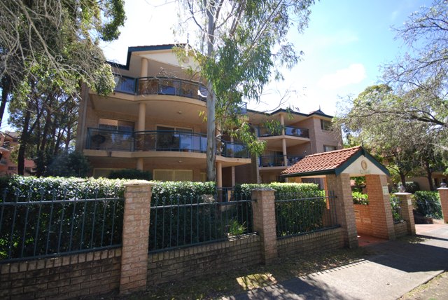 18/3-5, WESTMEAD, New South Wales